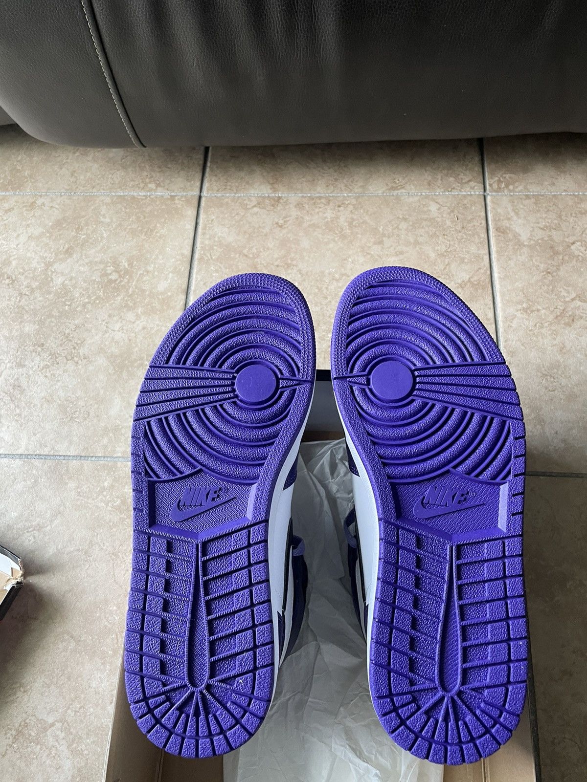 Jordan Brand AIR JORDAN 1 RETRO HIGH OG/ COURT PURPLE Size US 10.5 / EU 43-44 - 5 Thumbnail