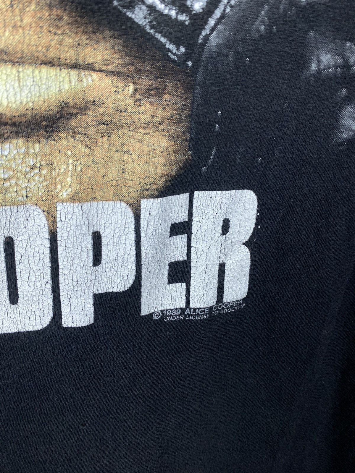 Band Tees 🎸Vintage 1989 T-Shirt Alice Cooper Trash VTG Rock Band Tee🎸 Size US XL / EU 56 / 4 - 8 Thumbnail
