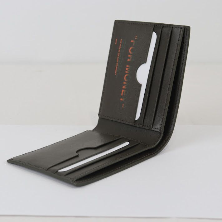 o1rshd1 Q: 2 / Quote Bifold Military Wallet in Brown