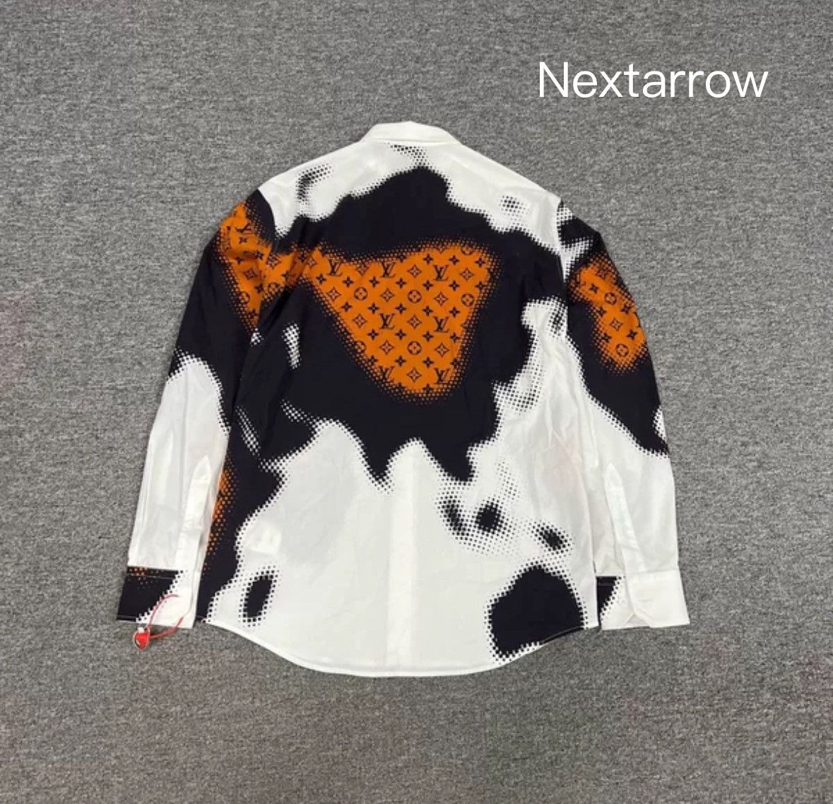 Louis Vuitton Louis Vuitton 24 New Fire Cloud Three Flower Pixel Map Shirt Size US S / EU 44-46 / 1 - 2 Thumbnail