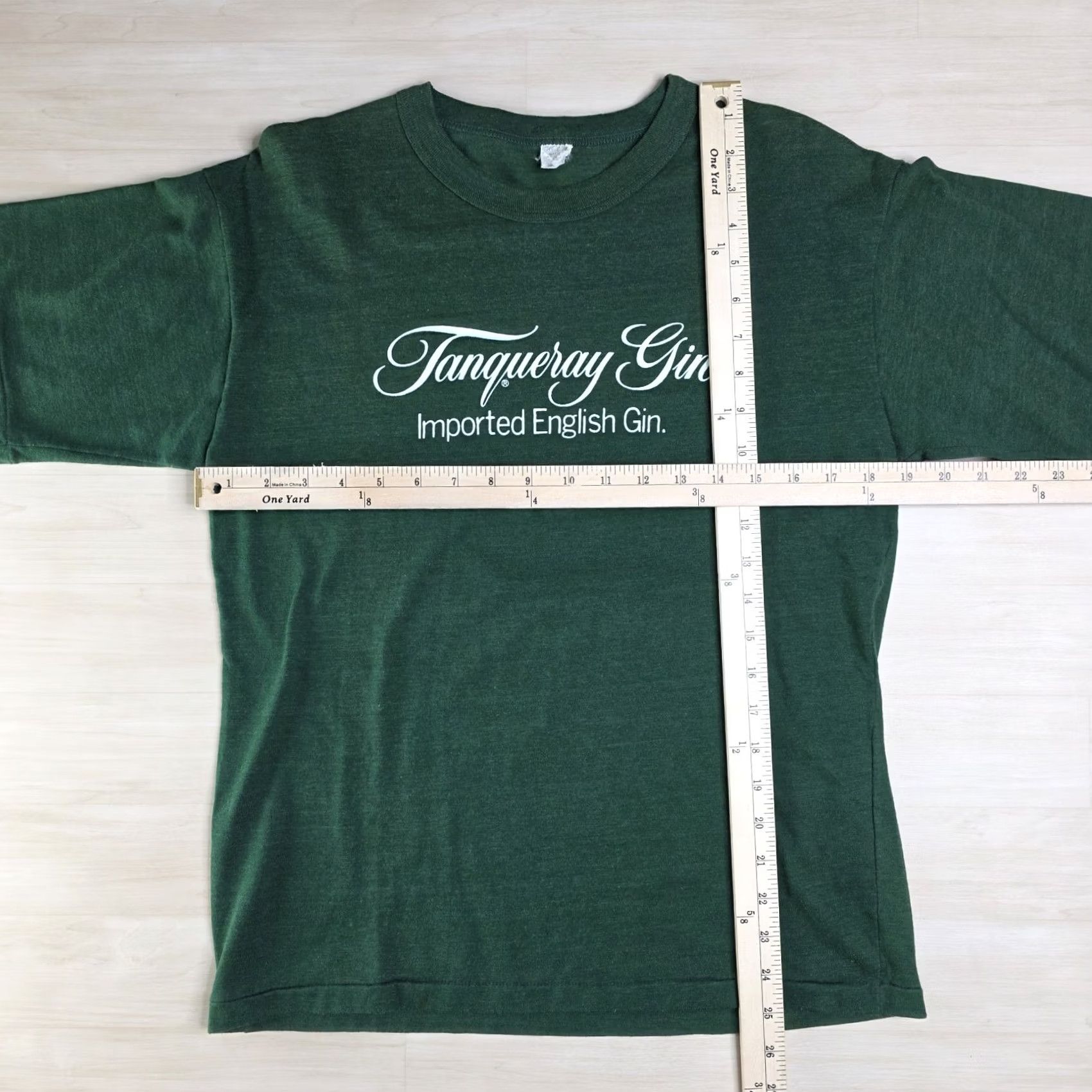 Fruit Of The Loom Vintage 80s Tanqueray Gin Single Stitch Shirt March of Dimes Stich Medium Size US M / EU 48-50 / 2 - 7 Thumbnail