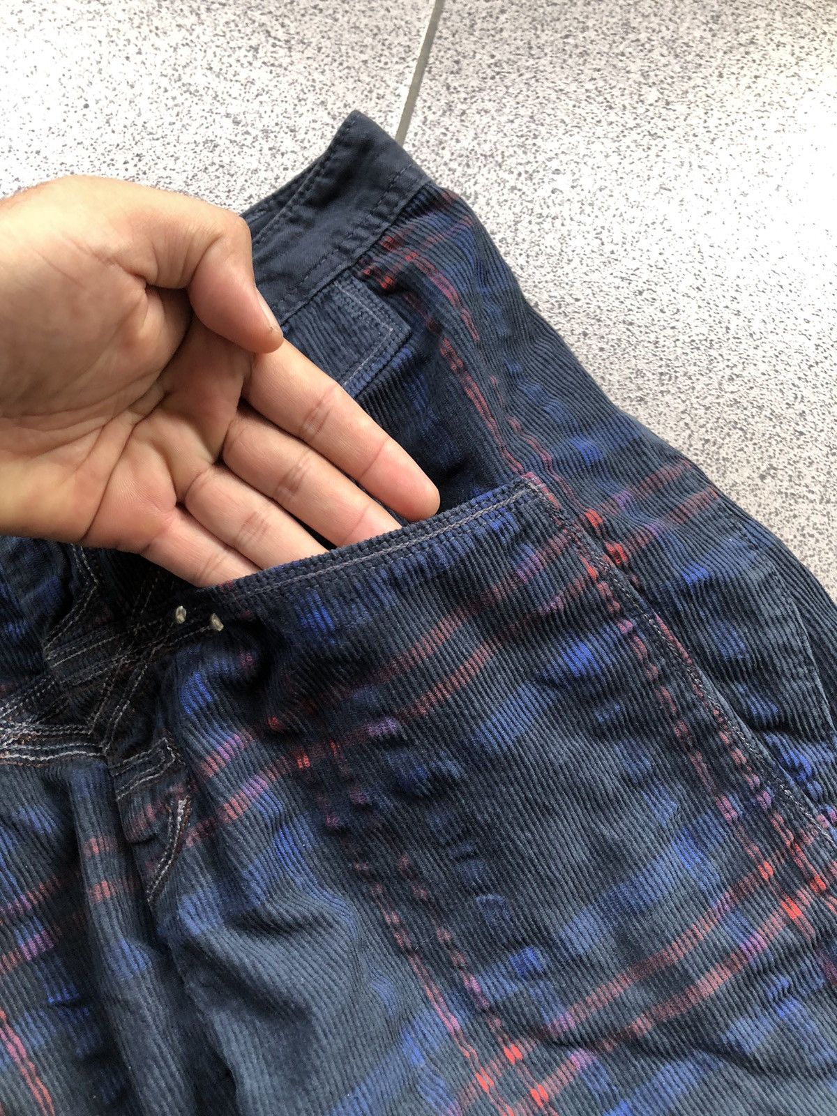 Marithe + Francois Girbaud Marithe Francois Girbaud Corduroy Pants Size US 30 / EU 46 - 14 Thumbnail