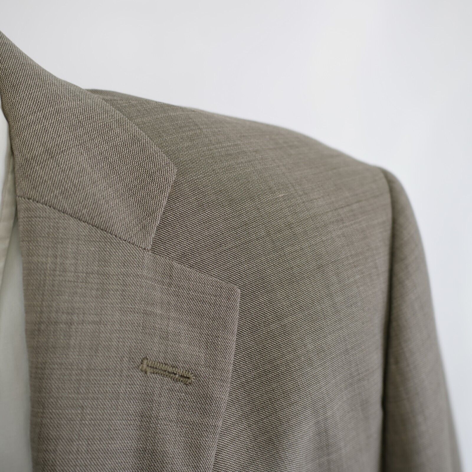 Brooks Brothers DAMAGED Brooks Brothers 346 Stretch Wool Beige Sharkskin 44R Size 44R - 2 Thumbnail