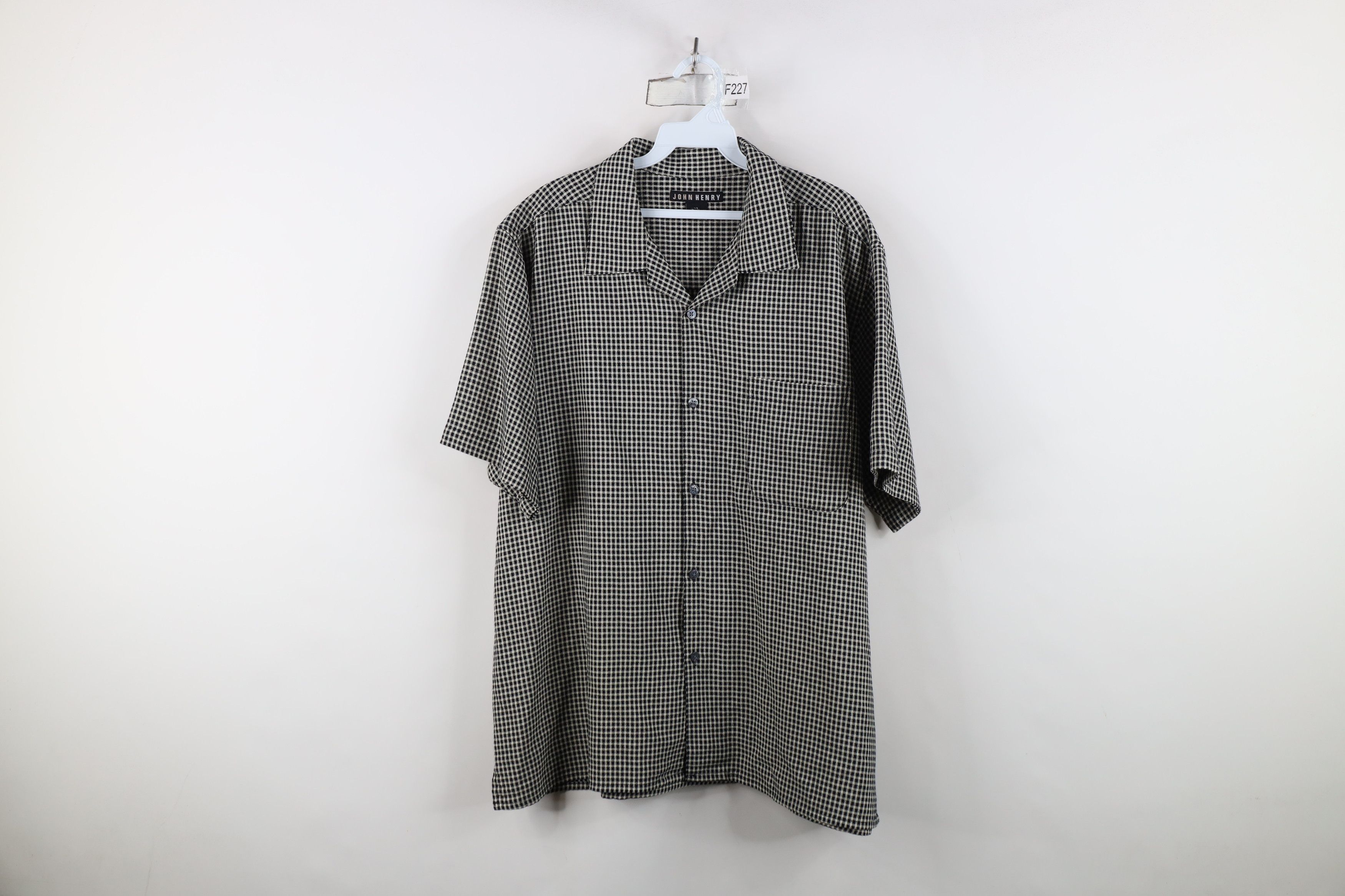 Vintage Vintage 90s Streetwear Camp Collar Short Sleeve Button Shirt Size US XL / EU 56 / 4 - 1 Thumbnail