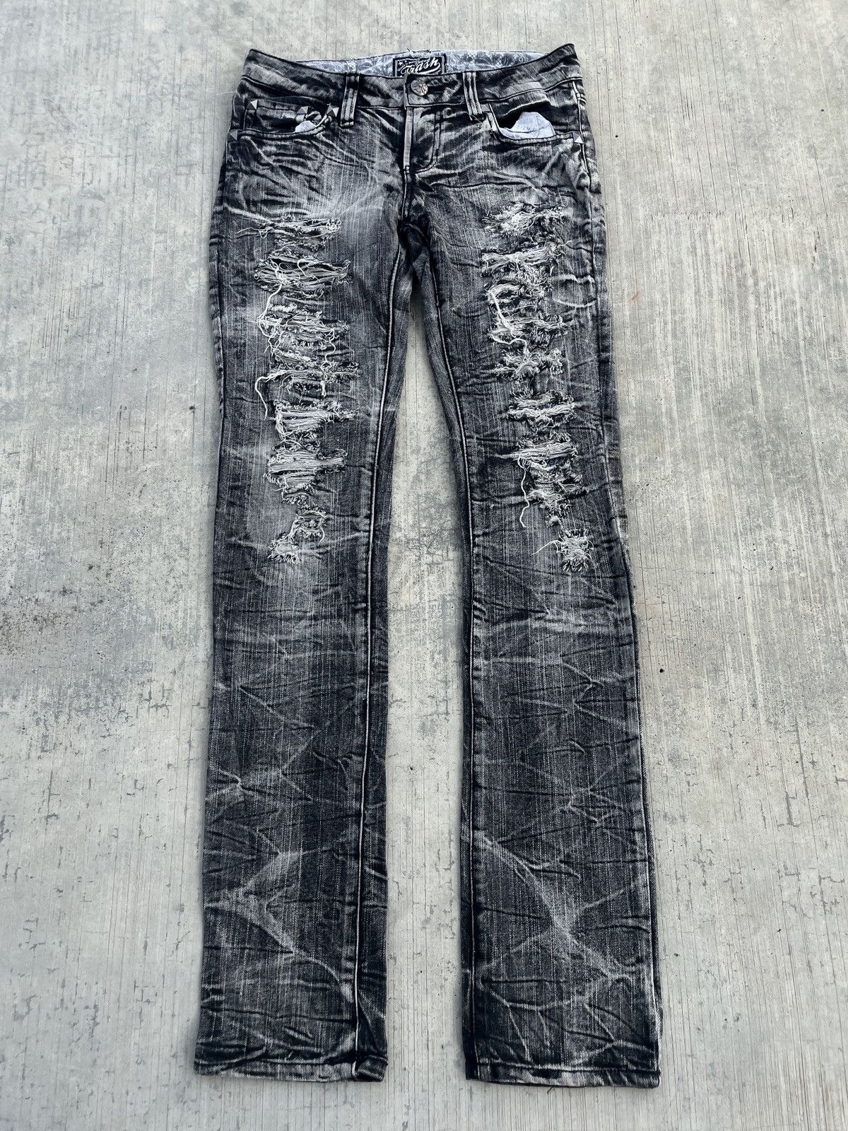 Japanese Brand 💥RARE💥 JAPANESE BRAND STUDDED DISTRESSED FLORAL SKINNY JEANS Size US 30 / EU 46 - 1 Thumbnail