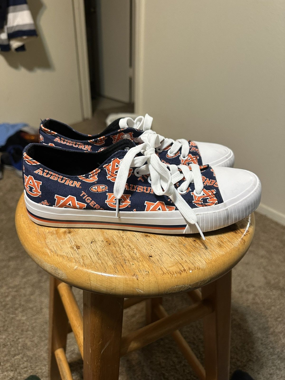 NCAA Vintage NCAA Foco Auburn Tigers shoes 00s size 6 Size US 6 / EU 39 - 1 Thumbnail