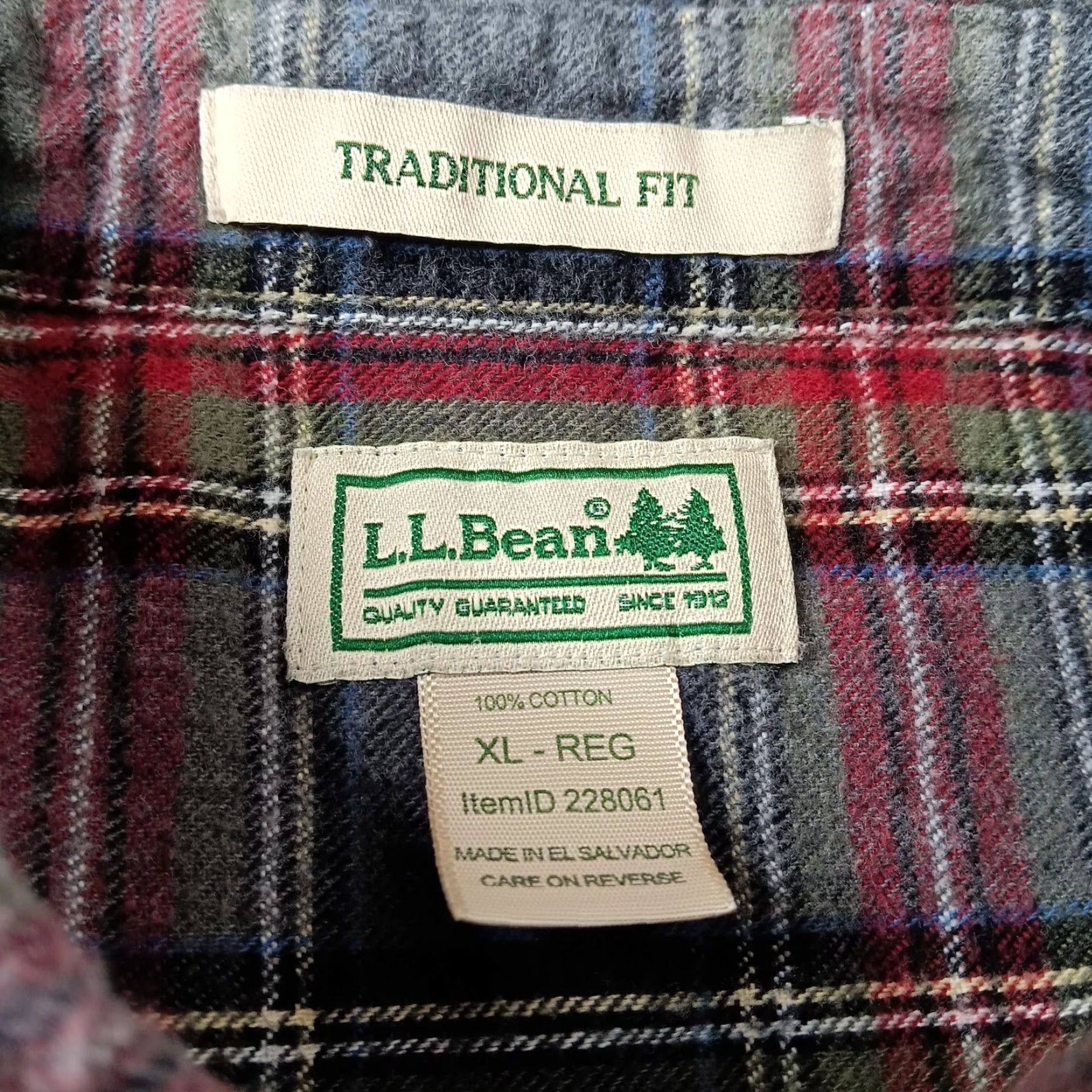 Vintage VINTAGE LL Bean Flannel Shirt XL Gray Plaid Tartan Button-Down Classic Traditional Fit Men’s Overall Warm Cozy Outdoorsy Fall Winter علت Size US XL / EU 56 / 4 - 3 Thumbnail