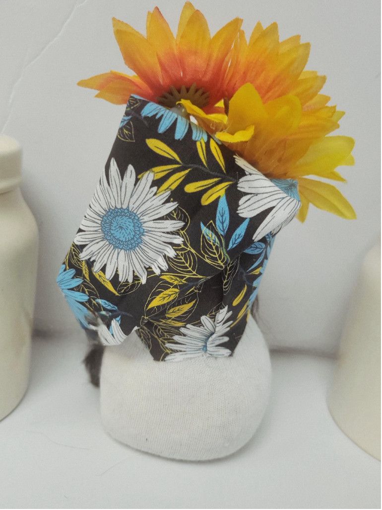 Handmade Handmade Daisy Sunflower Gnome Tier Tray Home Decor Size ONE SIZE - 4 Thumbnail