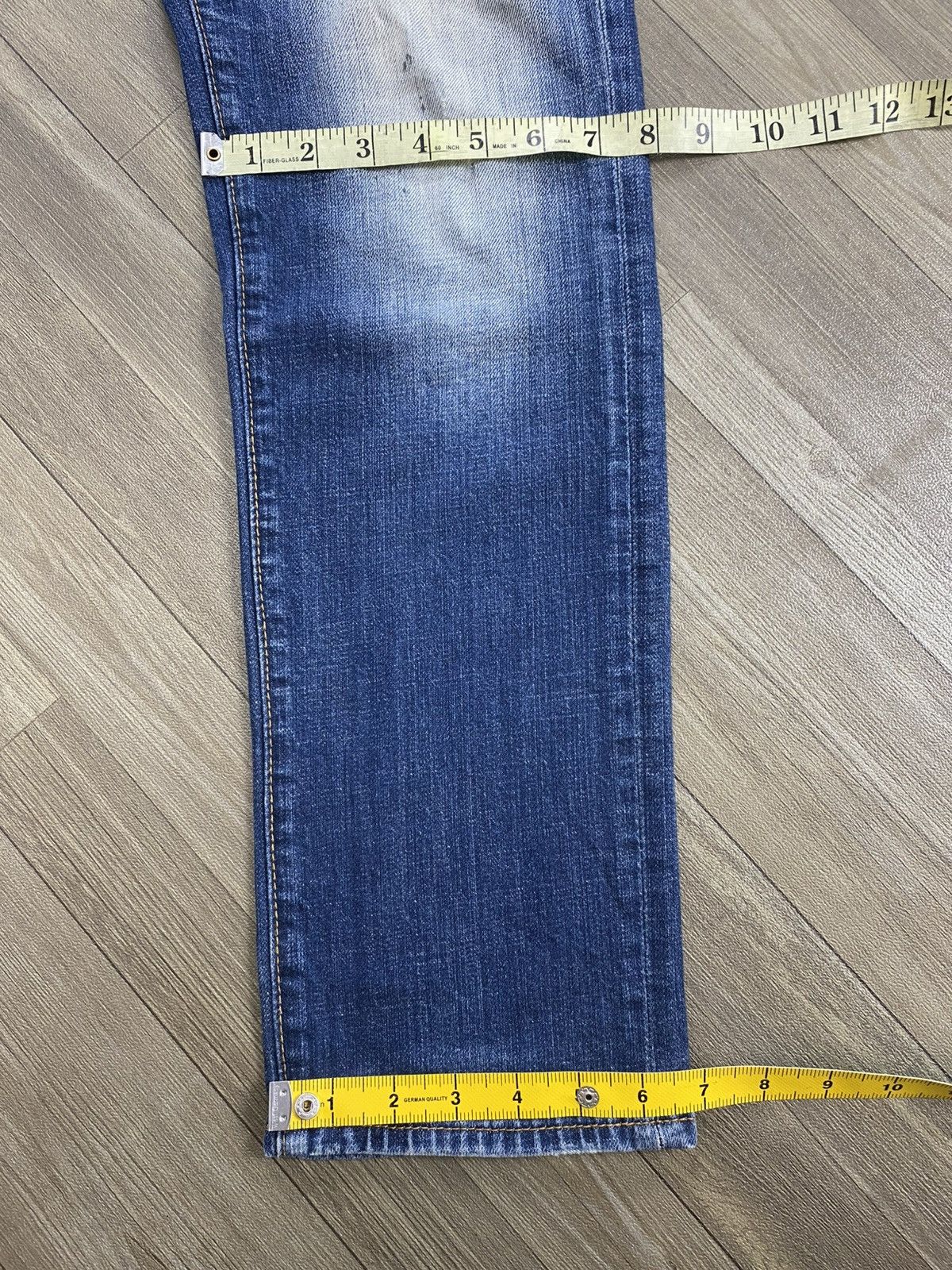 Dsquared2 2000s Dsquared2 Busted Distressed Patch Y2K Hype Faded Jeans Size US 31 - 18 Thumbnail