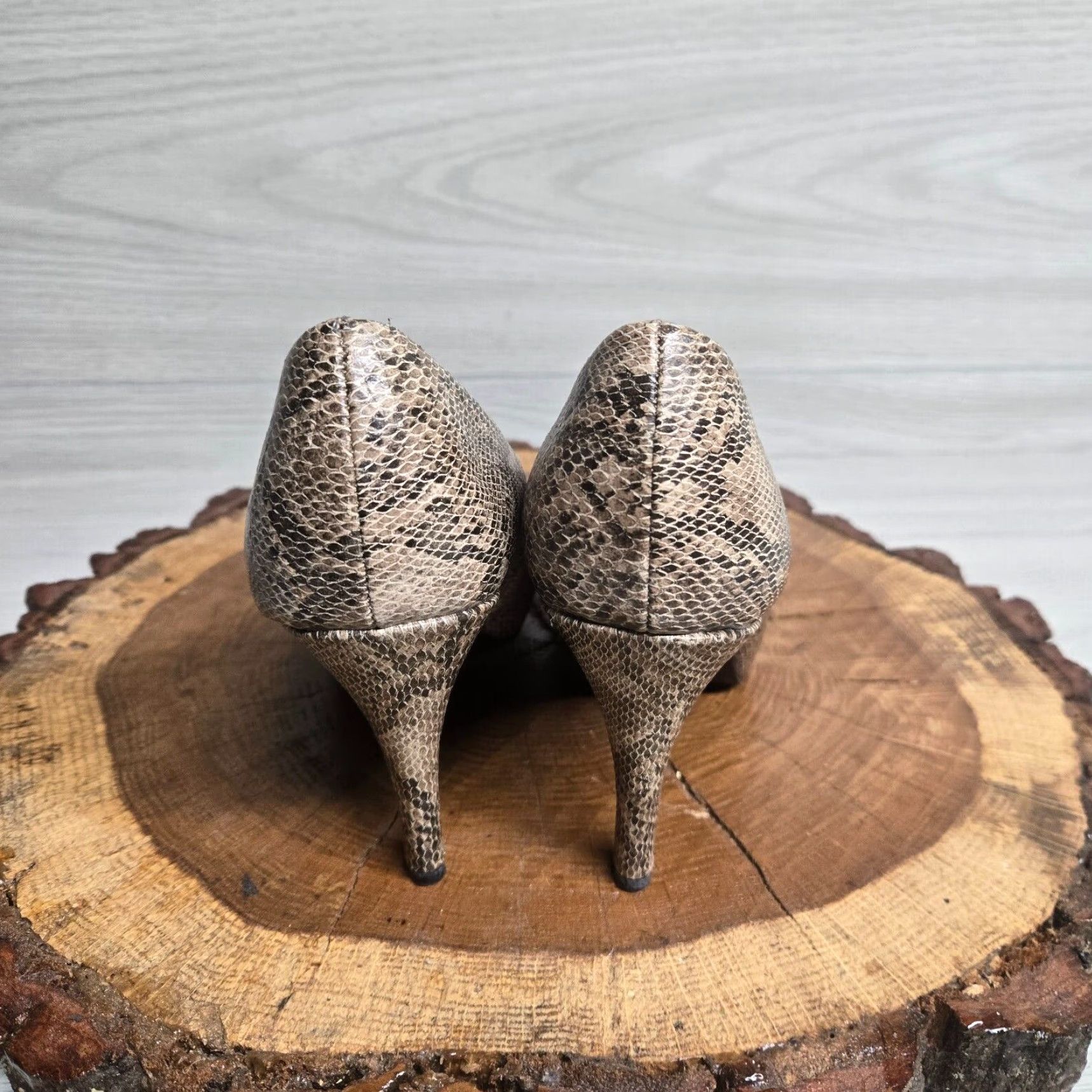 Mossimo VINTAGE Mossimo Snakeskin Heels Pumps 4” Heel Adult Women's Size 8.5 Animal Print Stiletto Shoes Womens Size US 8.5 / IT 38.5 - 4 Thumbnail