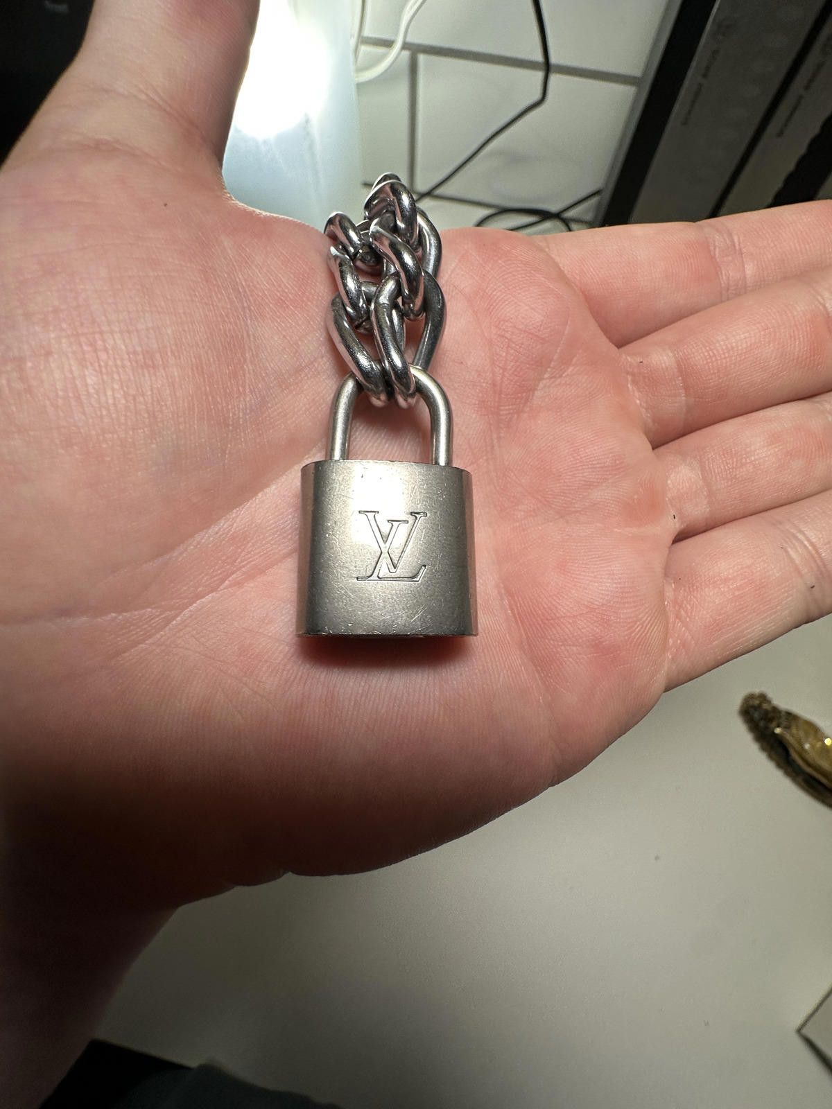 Louis Vuitton Louis Vuitton Silver Padlock Chain Necklace Size ONE SIZE - 2 Thumbnail