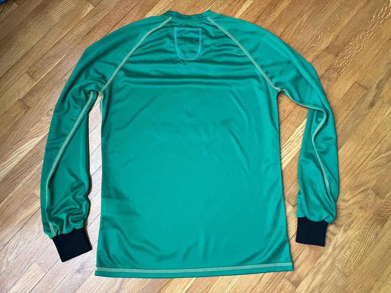 Errea Errea MK Dons goalkeeper 2016-2017 tee Size US L / EU 52-54 / 3 - 2 Thumbnail