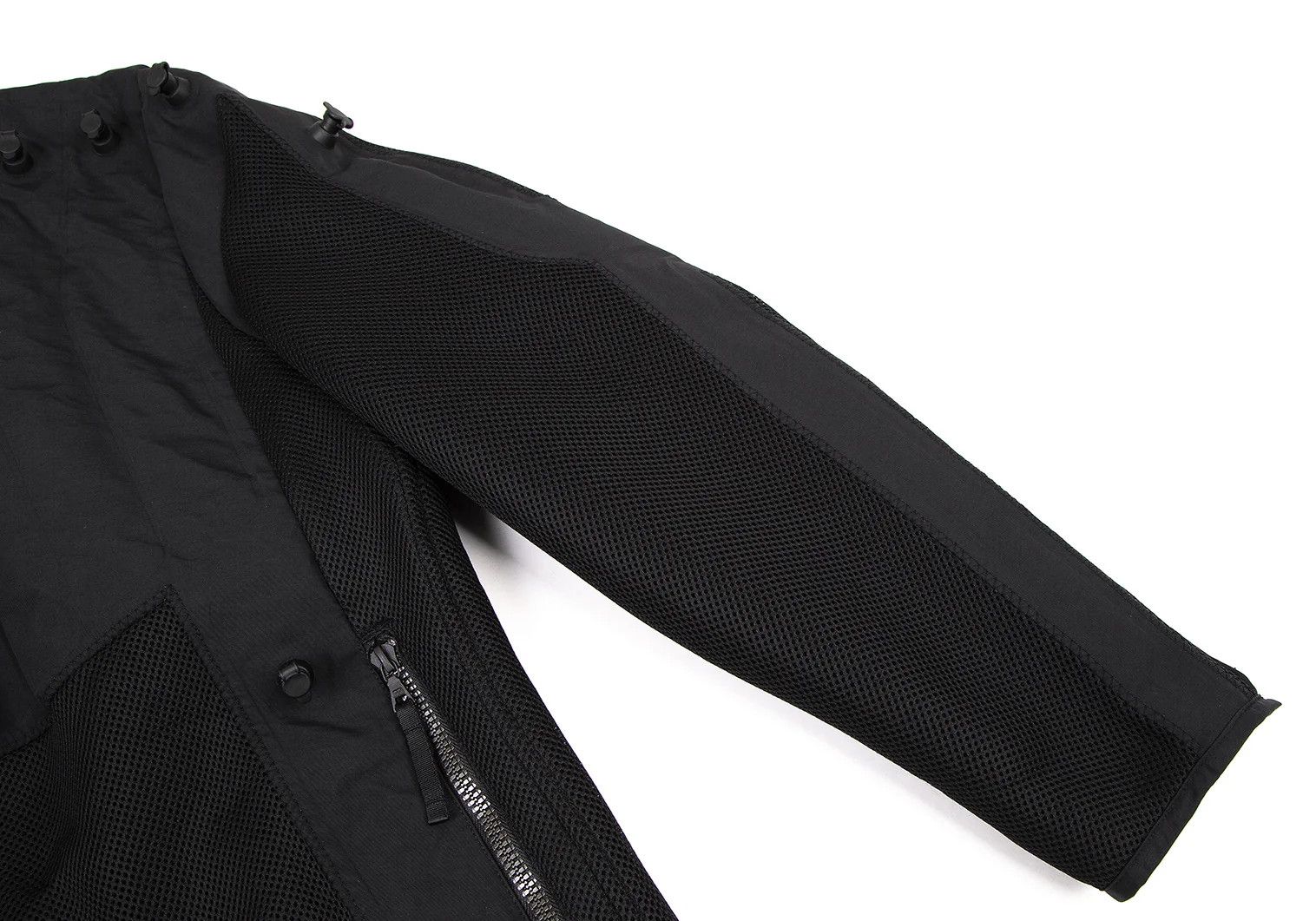 Issey Miyake Air Valve Mesh Design Bonding Jacket in Black 2 Size US M / EU 48-50 / 2 - 6 Thumbnail