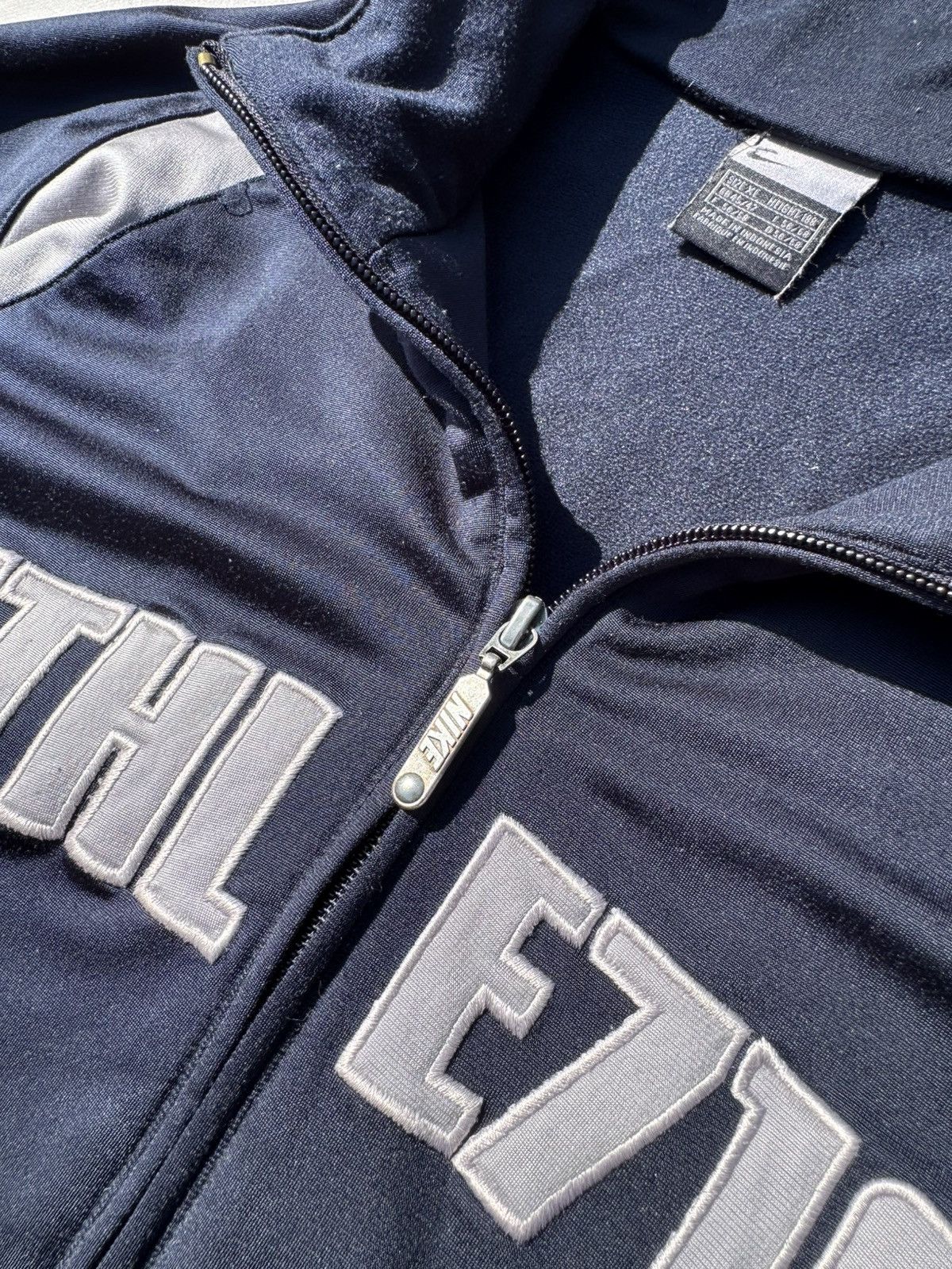 Nike Vintage Nike Athletic 71 90s Retro Track Jacket Size US XL / EU 56 / 4 - 4 Thumbnail