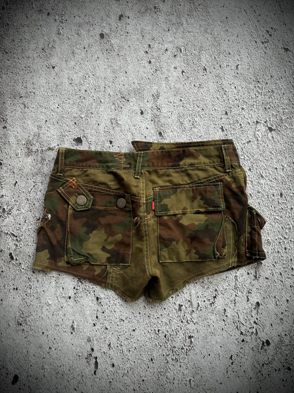 Hysteric Glamour Y2k Jungle Cat Camo Punk style Women's Shorts Size 30" / US 8 / IT 44 - 2 Thumbnail