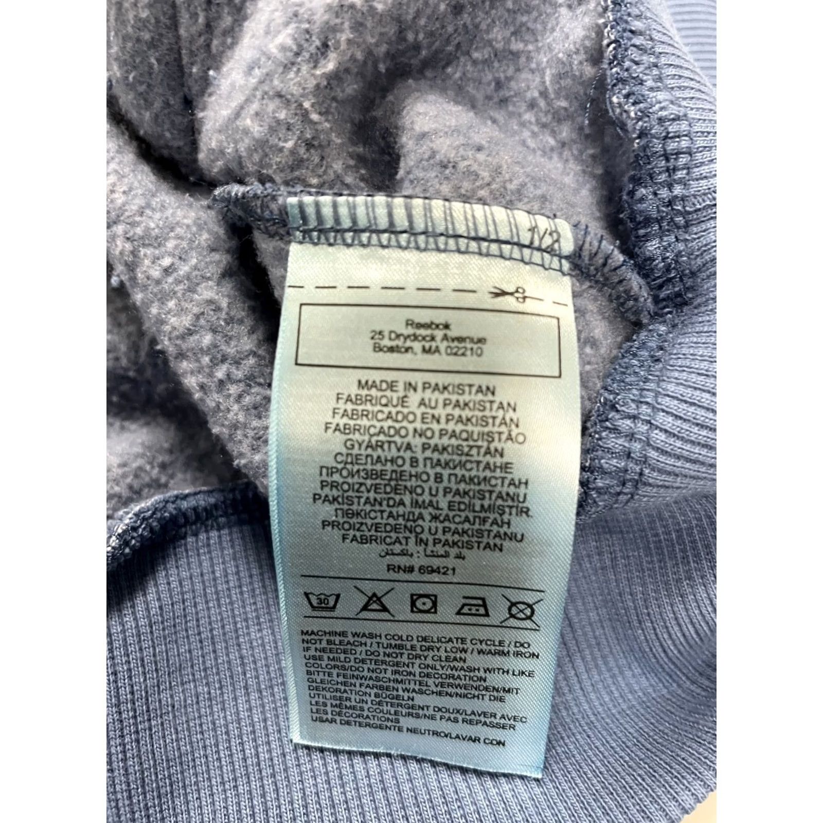 Reebok REEBOX HOODIE SWEATER PULLOVER BLUE LARGE MEN Oversized Long Sleeve Pullover Sweatshirt Size US L / EU 52-54 / 3 - 5 Thumbnail