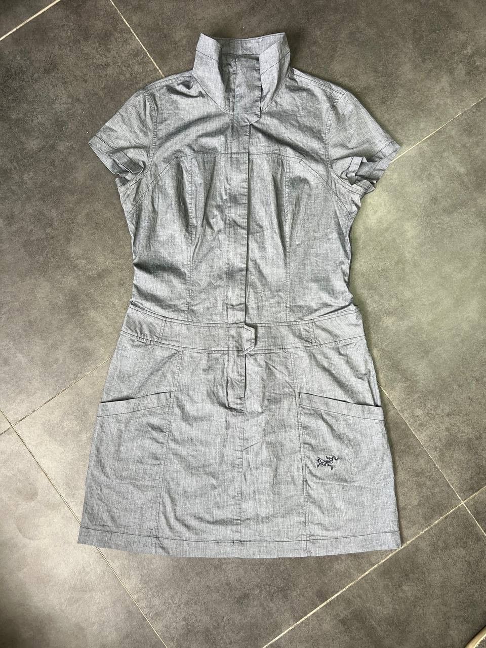 Arc'teryx Arc’teryx Dress Size L / US 10 / IT 46 - 1 Thumbnail