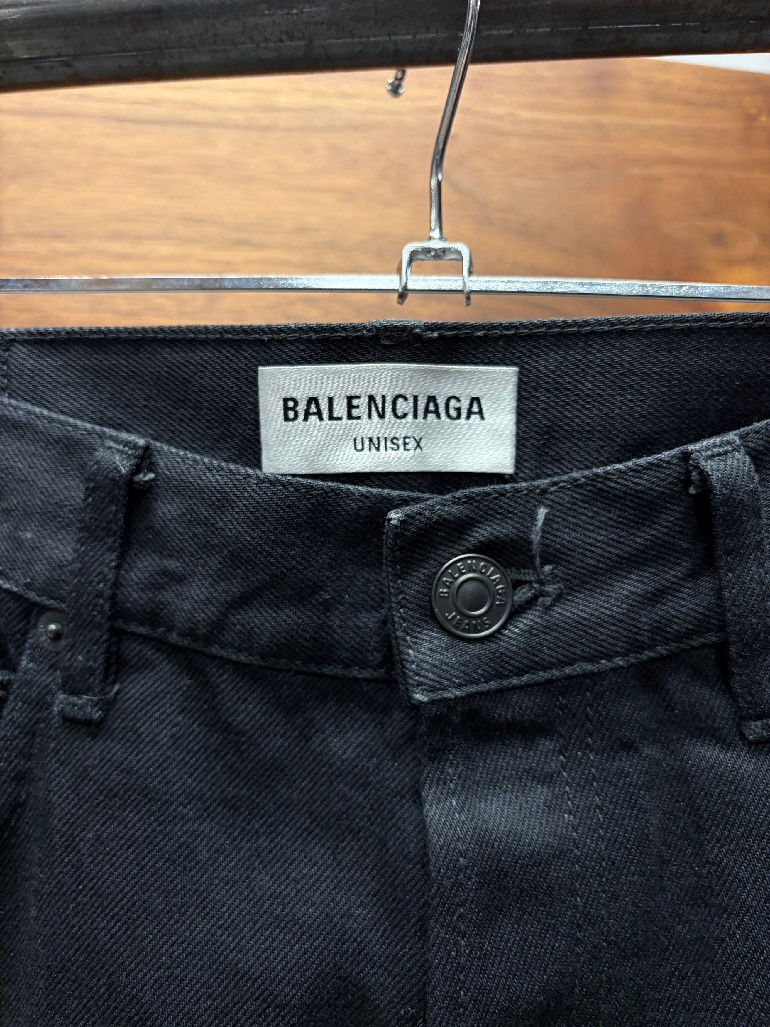 Balenciaga 2022 Balenciaga Black Bootcut ‘Heelbite’ Denim Size US 32 / EU 48 - 2 Thumbnail