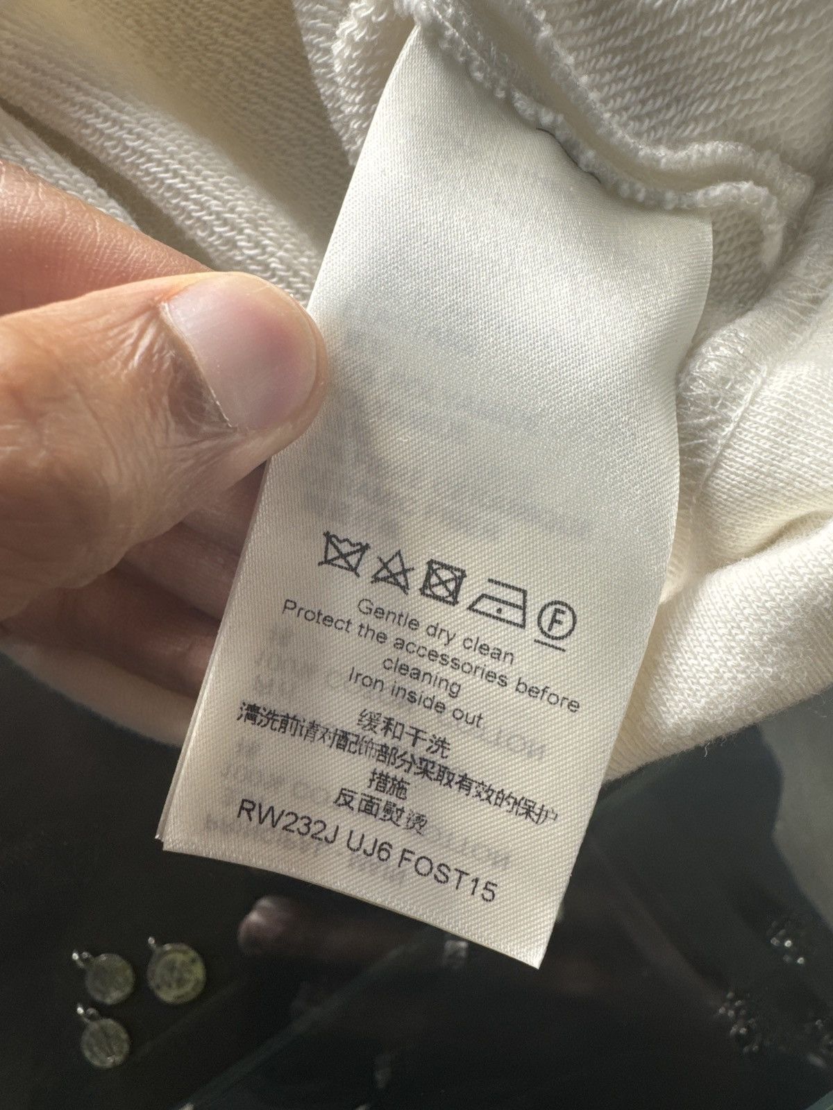 Louis Vuitton Yayoi Kusama Cropped Hoodie Size US XL / EU 56 / 4 - 6 Thumbnail