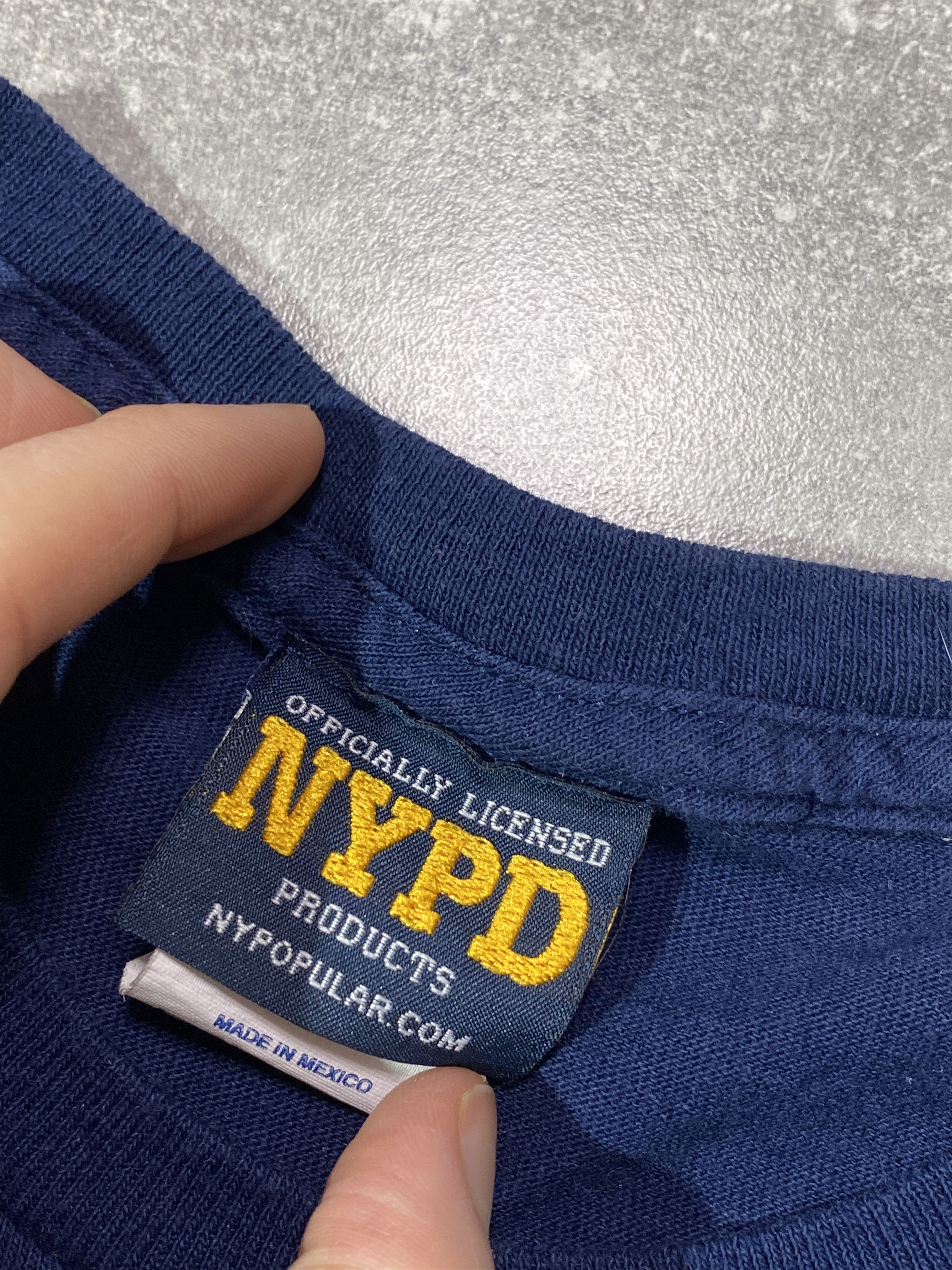 Vintage NYPD 90s New York Police Department Vintage T-Shirt Size US S / EU 44-46 / 1 - 3 Thumbnail