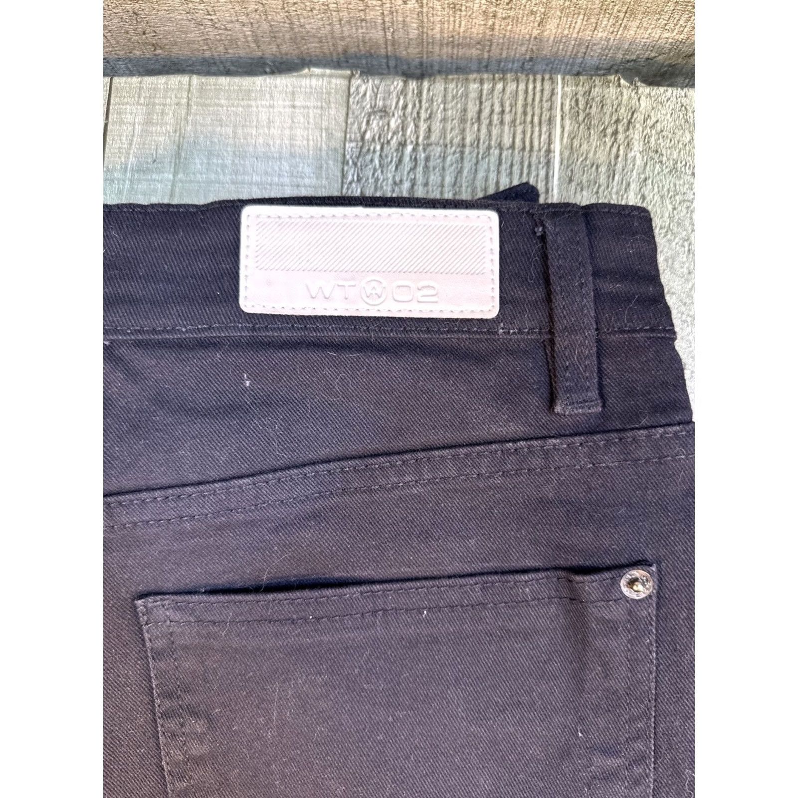Vintage WT02 Men's Black Jeans 32x30 Distressed Casual Cotton Unisex Adults Regular 38/32 Jeans Black 32x30 Mens Womens Size US 38 / EU 54 - 4 Thumbnail