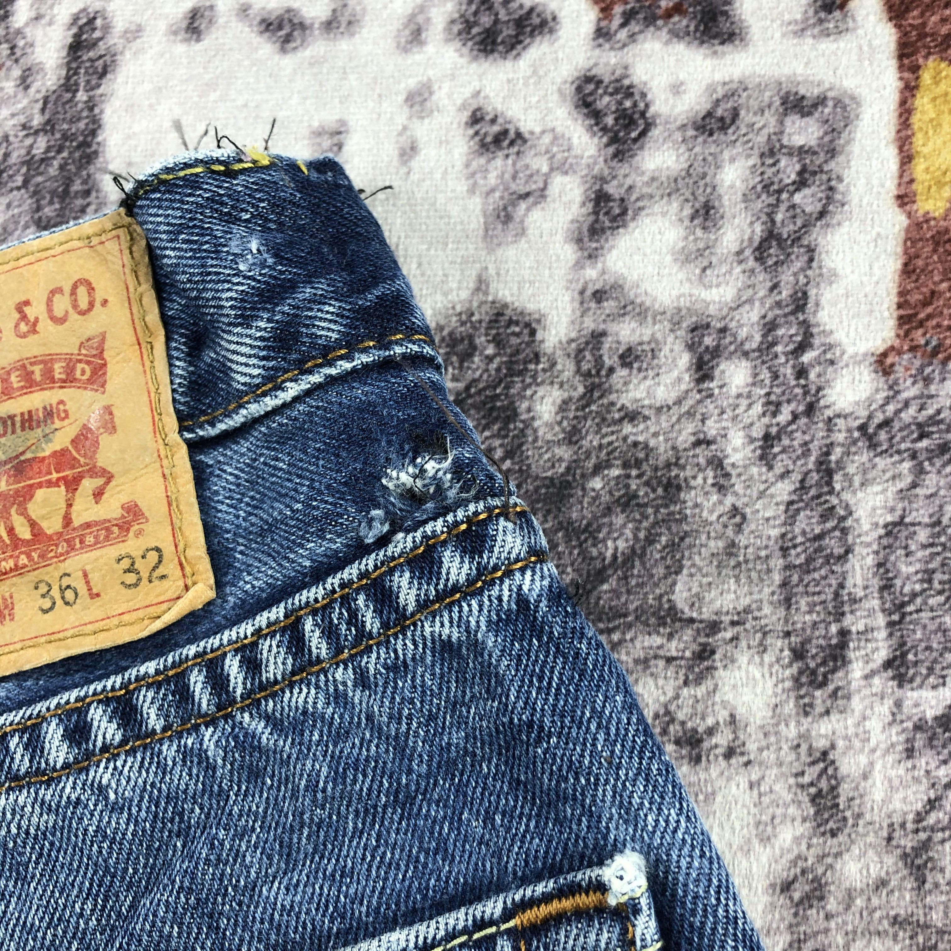 Levi's × Vintage Vintage Blue Wash Levis 550 Jeans-JM3160 Size US 33 - 6 Thumbnail