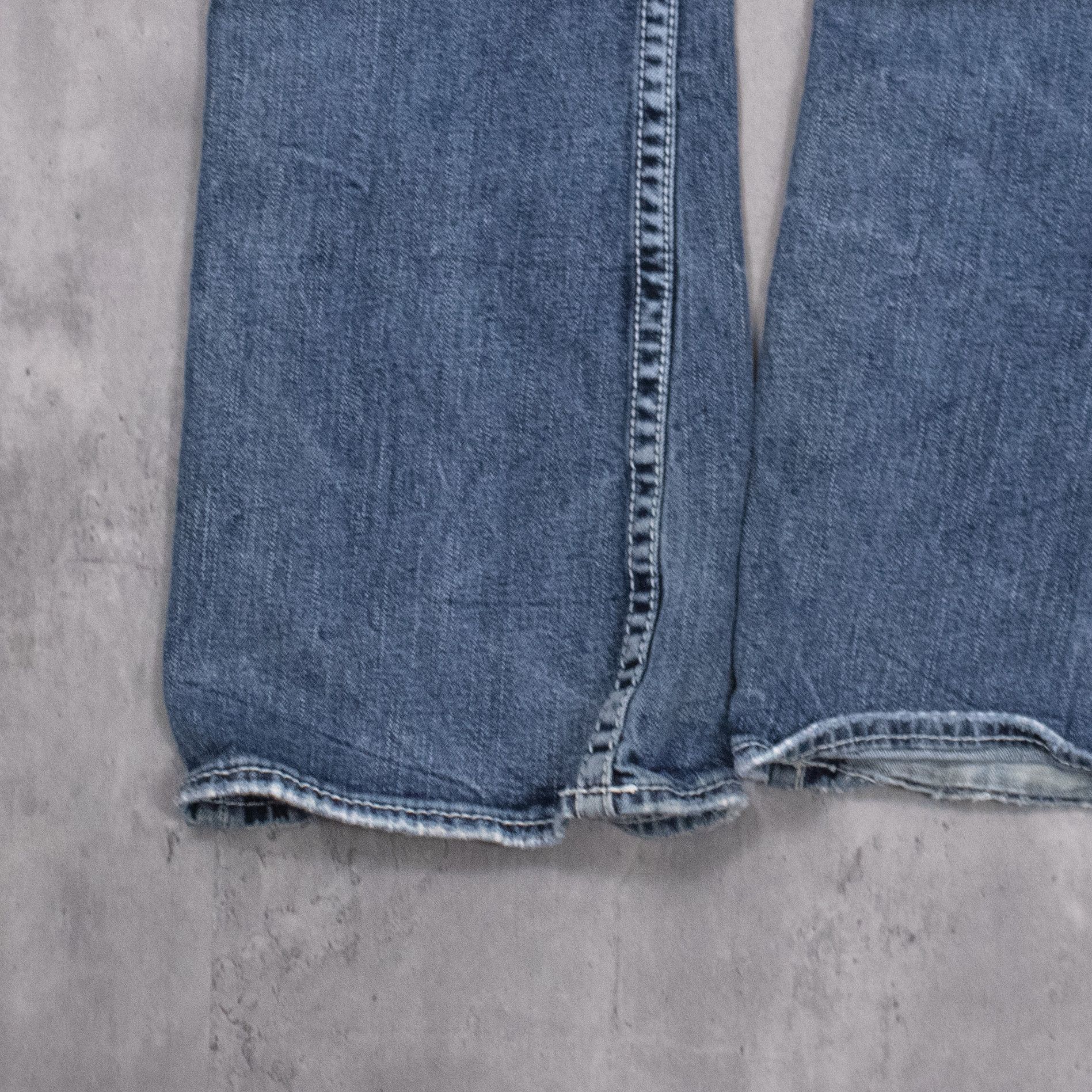 Silver Jeans Co. Y2K Silver Jeans Co Aiko Bootcut Distressed Denim Jeans Size US 33 - 6 Thumbnail