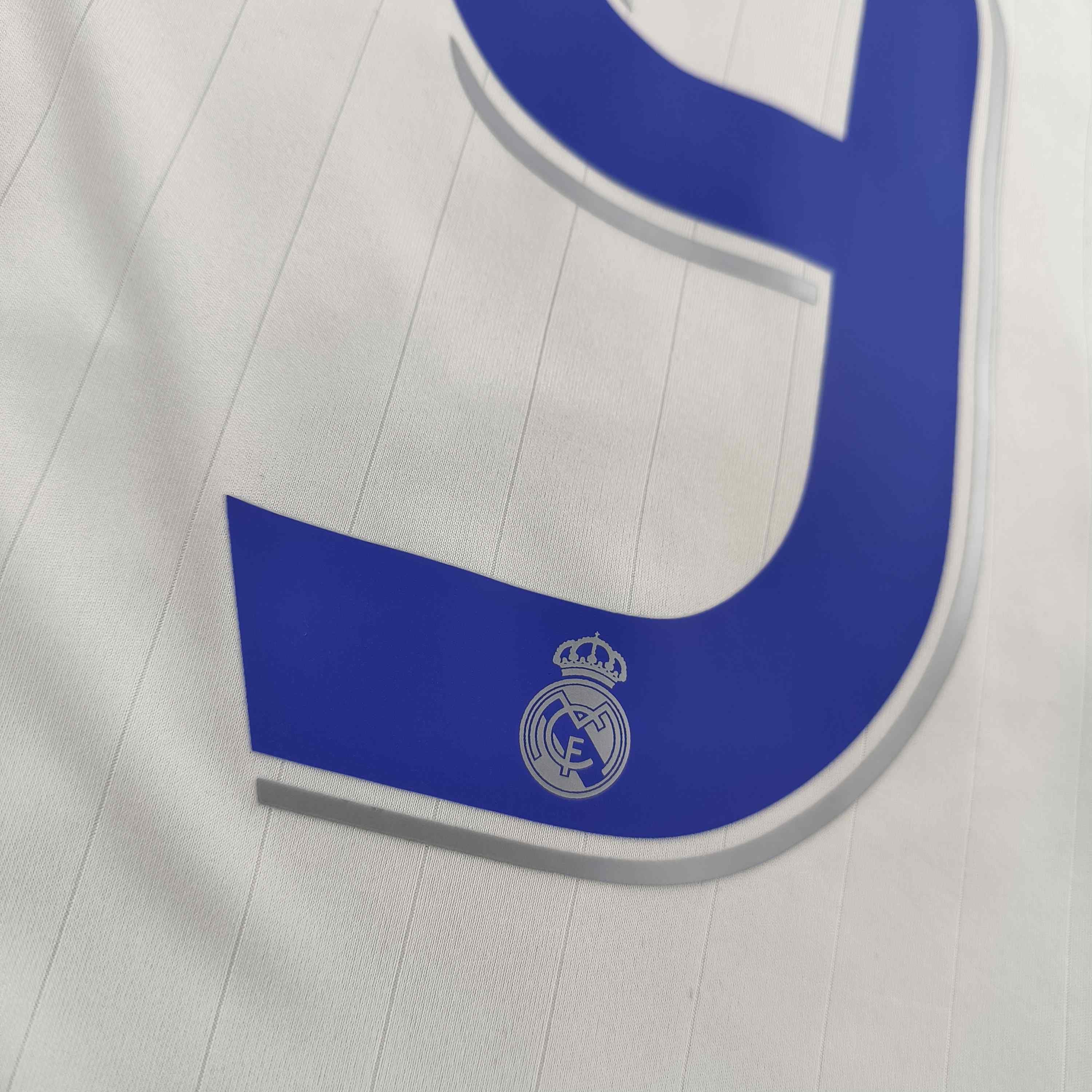 Adidas Real Madrid 2006-07 Adidas home Ronaldo football jersey XL Size US XL / EU 56 / 4 - 9 Thumbnail