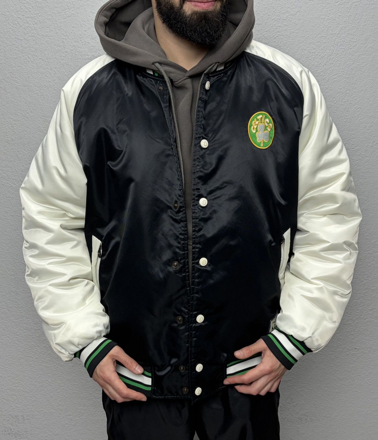 NBA VTG Champion x NBA Boston Celtics Black & White Satin Bomber Size US L / EU 52-54 / 3 - 2 Thumbnail