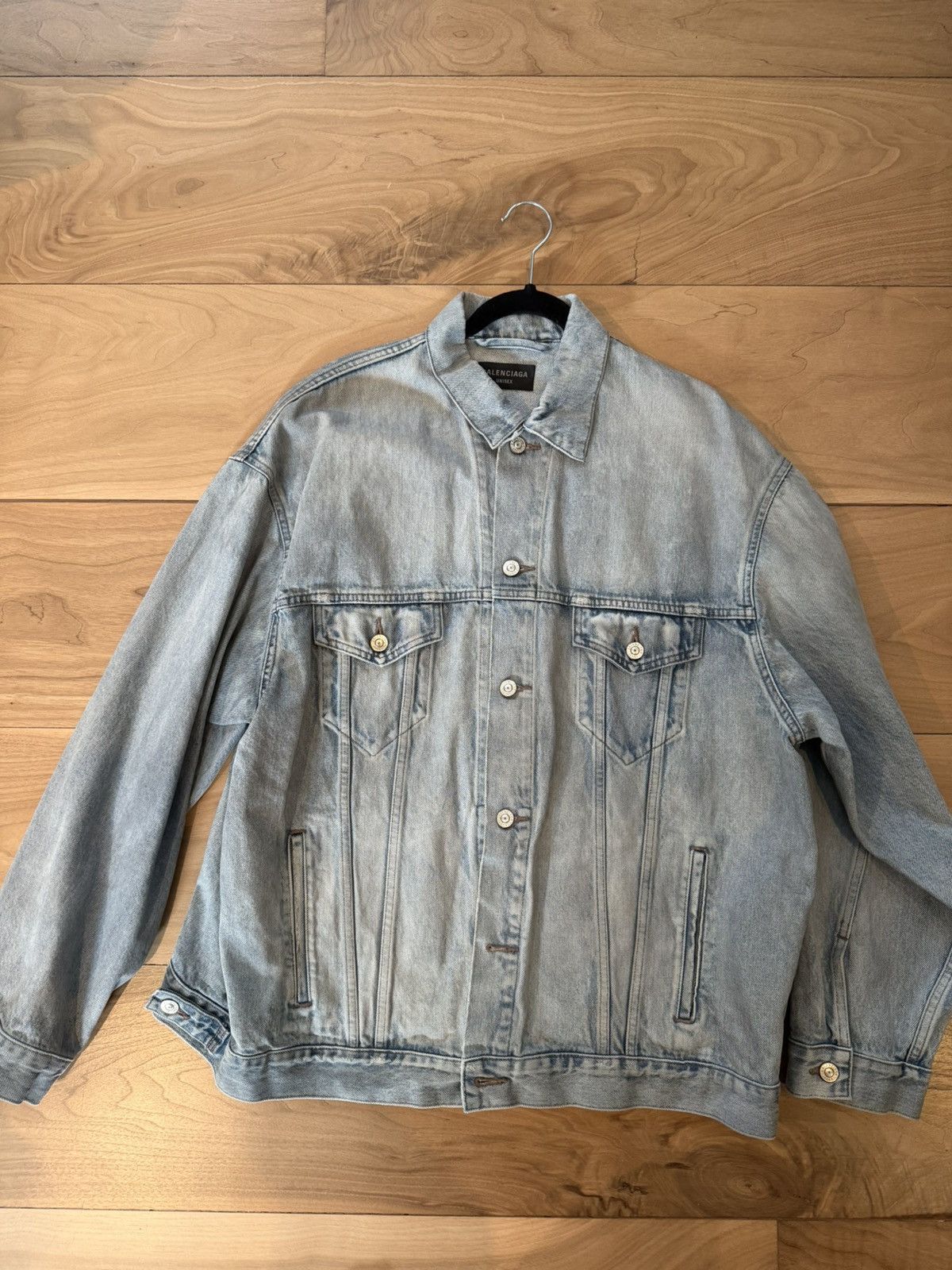 Balenciaga Balenciaga Back Flip Denim Jacket Light Blue Size US XL / EU 56 / 4 - 1 Thumbnail