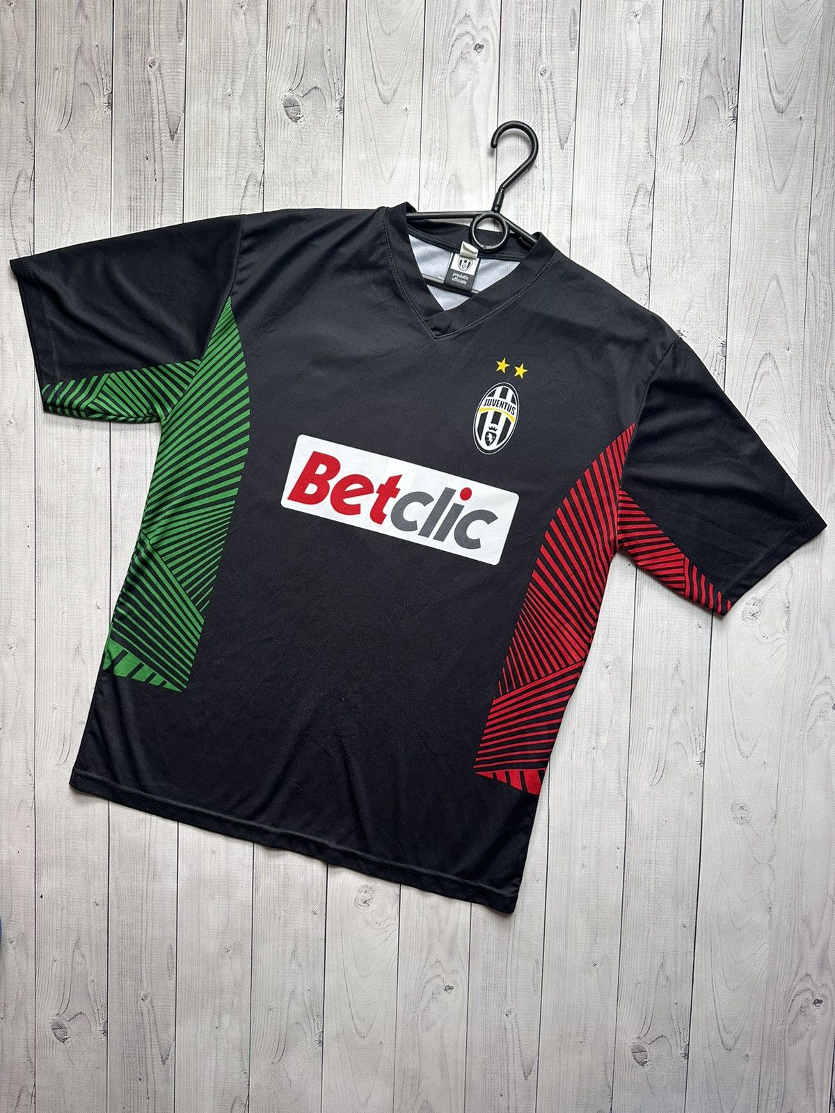 Vintage Vintage Juventus 1 Buffon goalkeeper soccer jersey size XL Size US XL / EU 56 / 4 - 2 Thumbnail