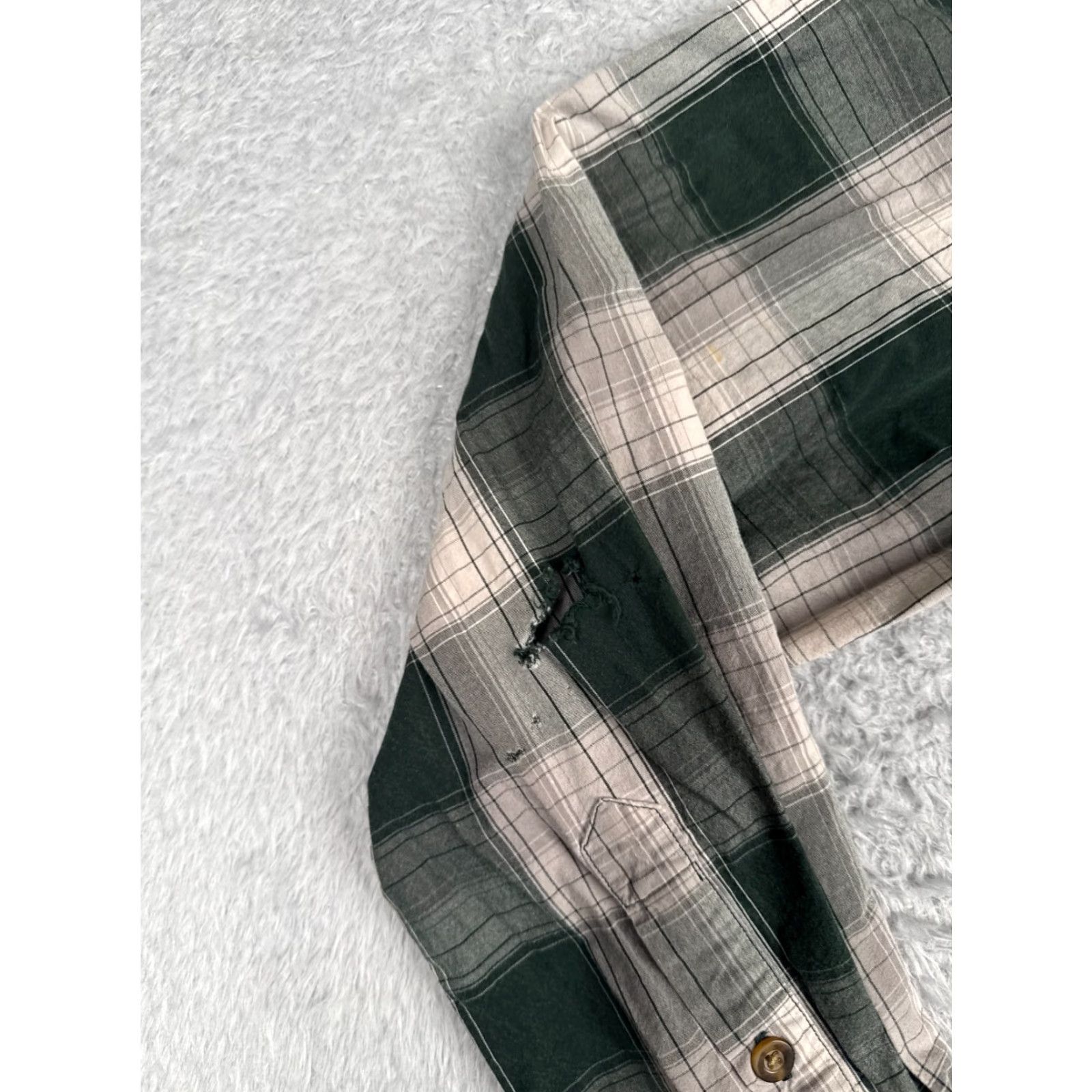 Carhartt Carhartt Shirt Men Large Green Plaid 100% Cotton Button Up Long Sleeve Casual Workwear Outdoor Mens Shirt Size US L / EU 52-54 / 3 - 4 Thumbnail