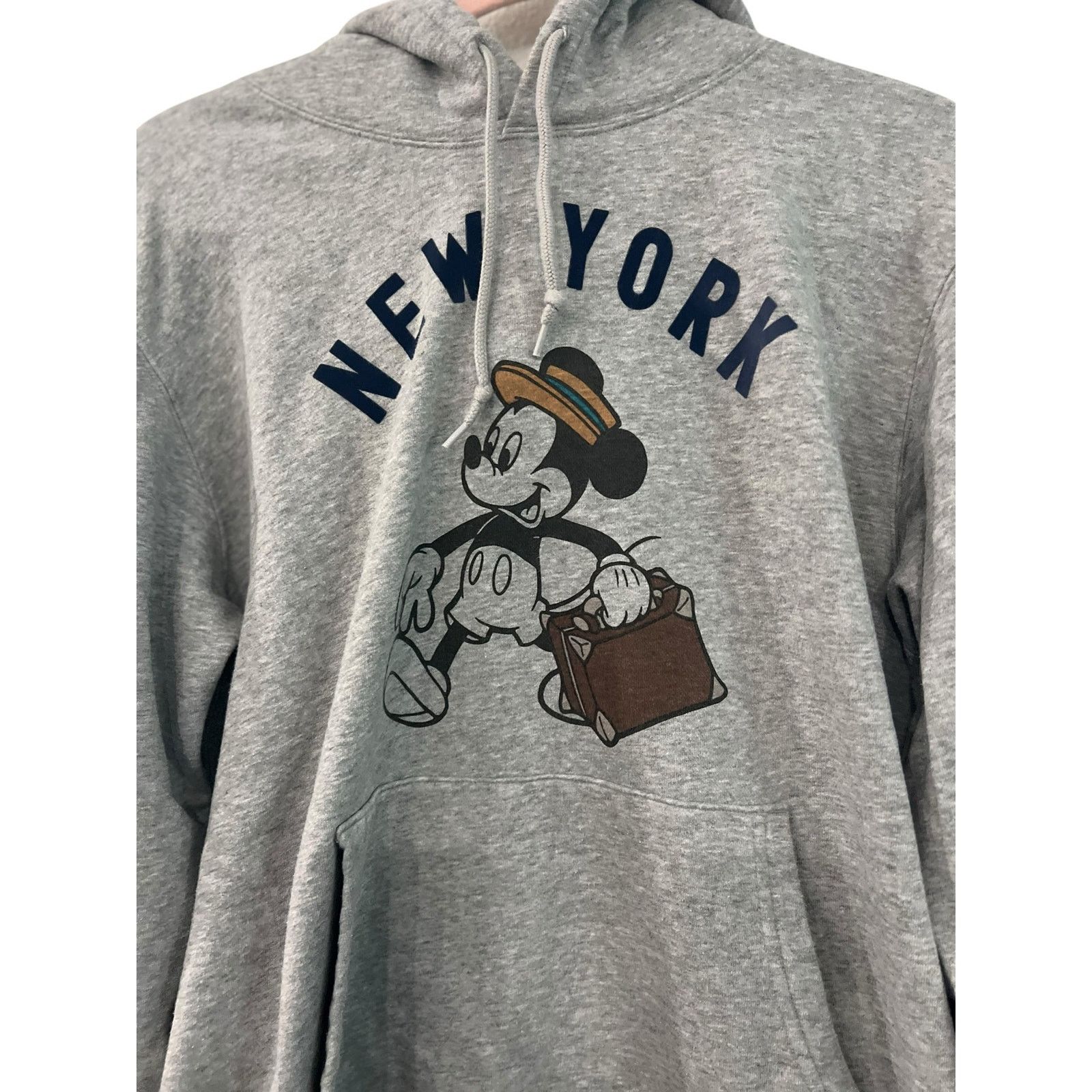 Uniqlo Preowned Uniqlo Disney Men’s Hoodie – Size L Size US L / EU 52-54 / 3 - 2 Thumbnail