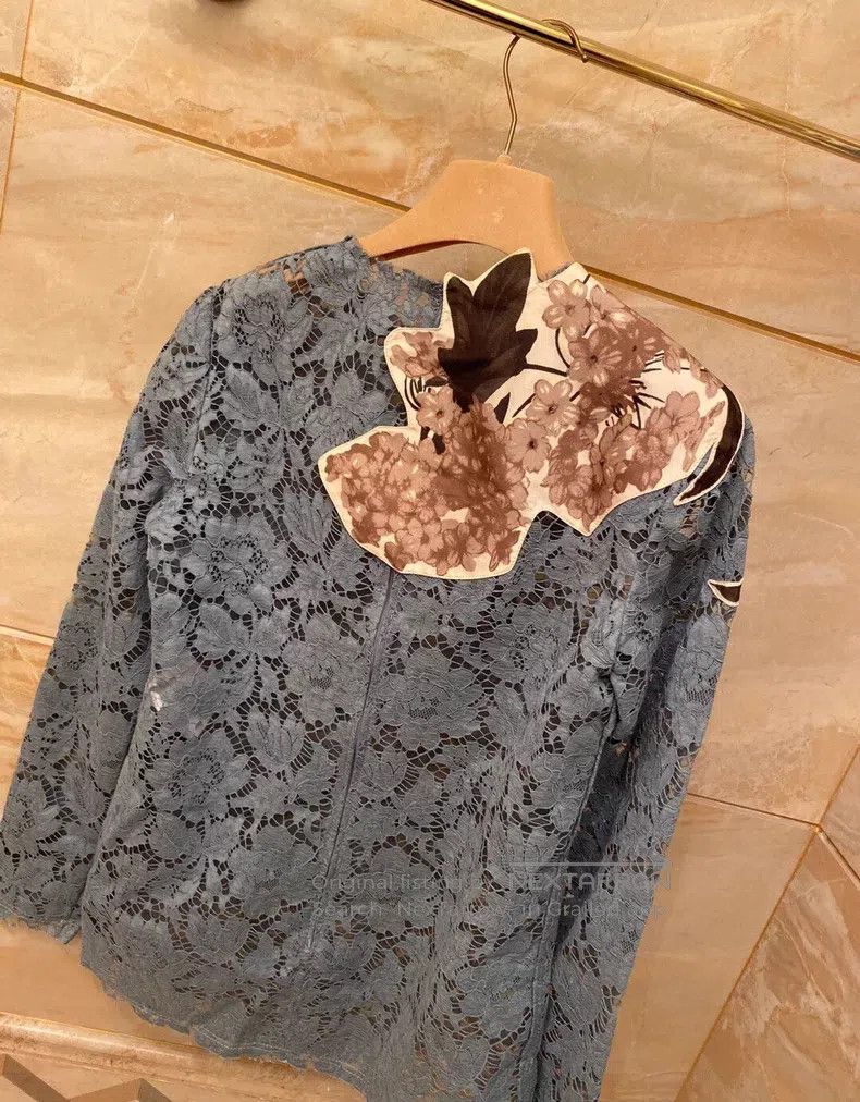 Valentino Valentino Blue long-sleeved lace shirt top T-shirt Size S / US 4 / IT 40 - 3 Thumbnail