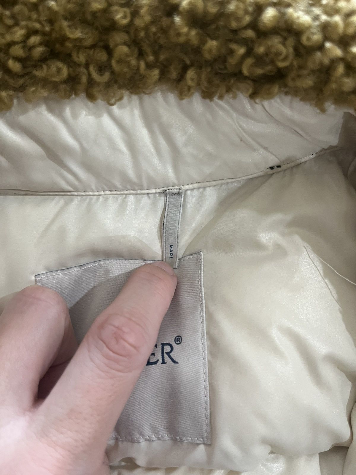Moncler Moncler Genius Leandra Long Coat with Faux Sherling Size S / US 4 / IT 40 - 5 Thumbnail