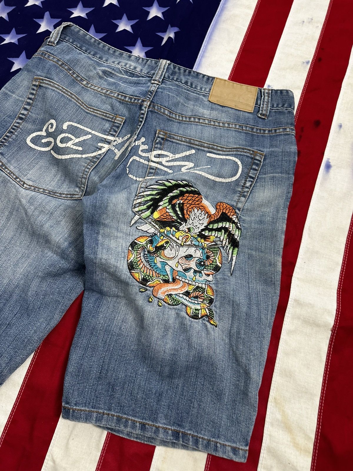 Ed Hardy Ed Hardy Denim Shorts with Bold Embroidery Size US 34 / EU 50 - 8 Thumbnail