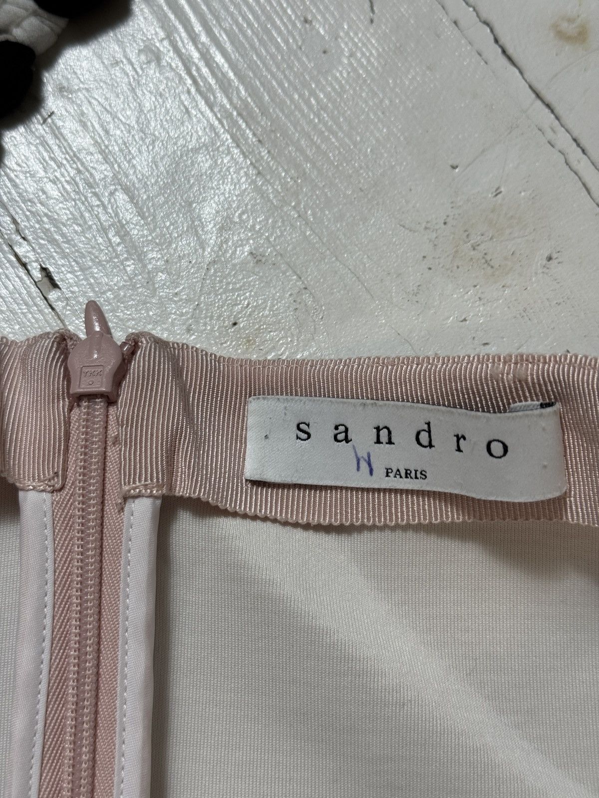 Sandro VINTAGE SANDRO CUTE 2000s PINK MINI SKIRT Size 28" / US 6 / IT 42 - 3 Thumbnail