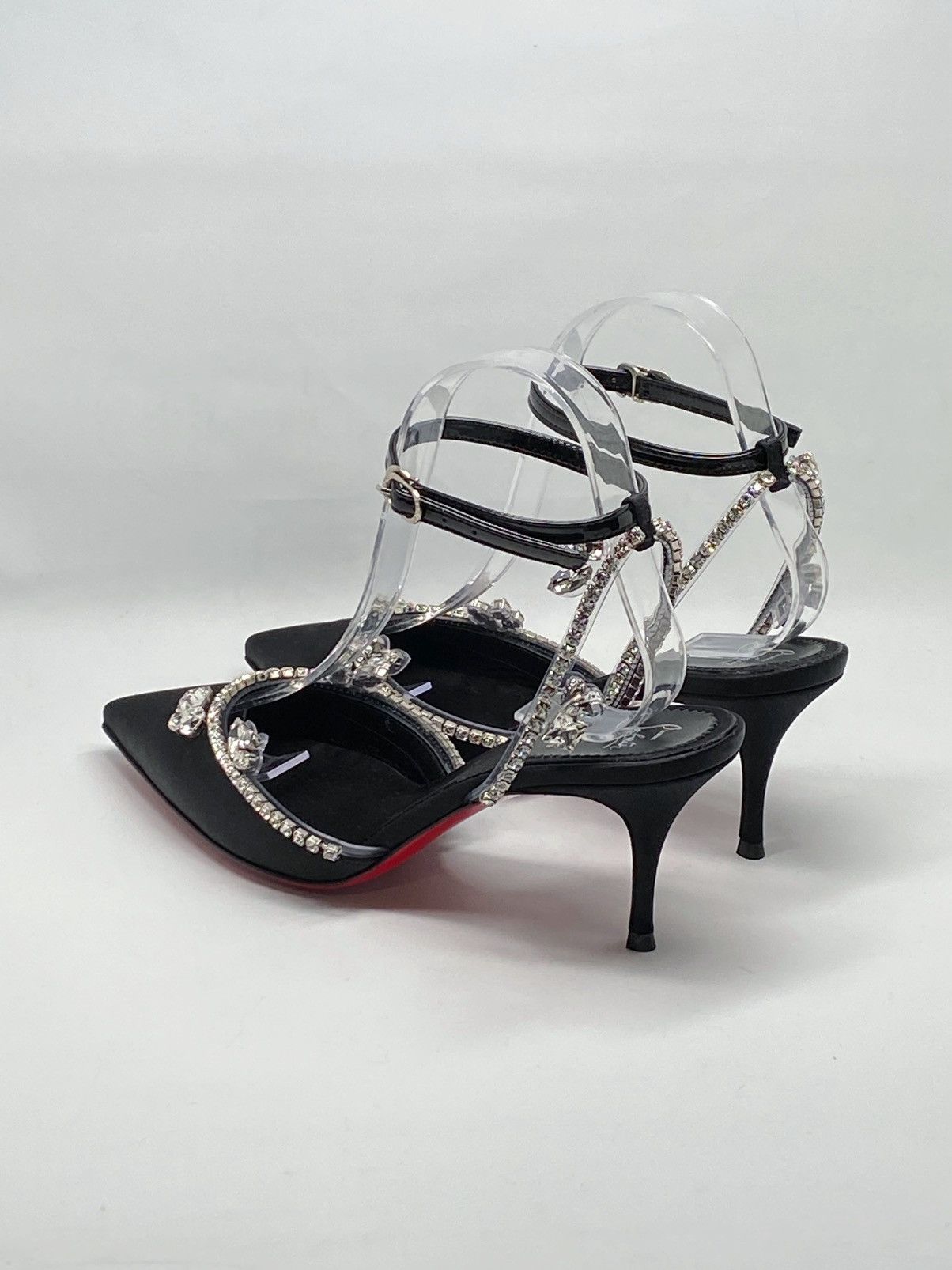 Christian Louboutin Christian Louboutin Crystal-Embellished Satin Pump size 37.5 Size US 7.5 / IT 37.5 - 10 Thumbnail