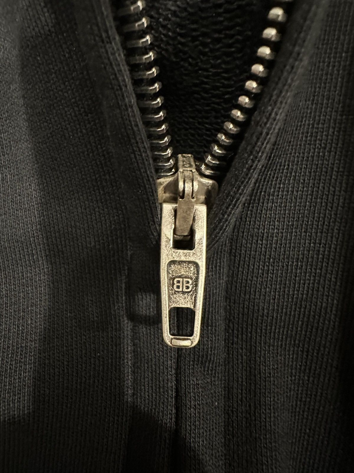 Balenciaga Balenciaga Offshore Zip Size US S / EU 44-46 / 1 - 3 Thumbnail