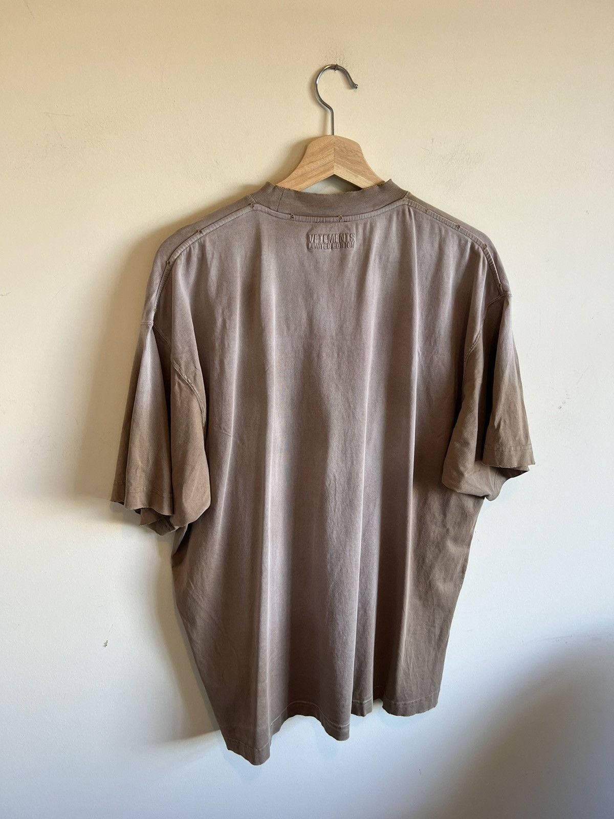 Vetements VETEMENTS Made on Earth Shirt Brown Gvaslavia Size US L / EU 52-54 / 3 - 3 Thumbnail