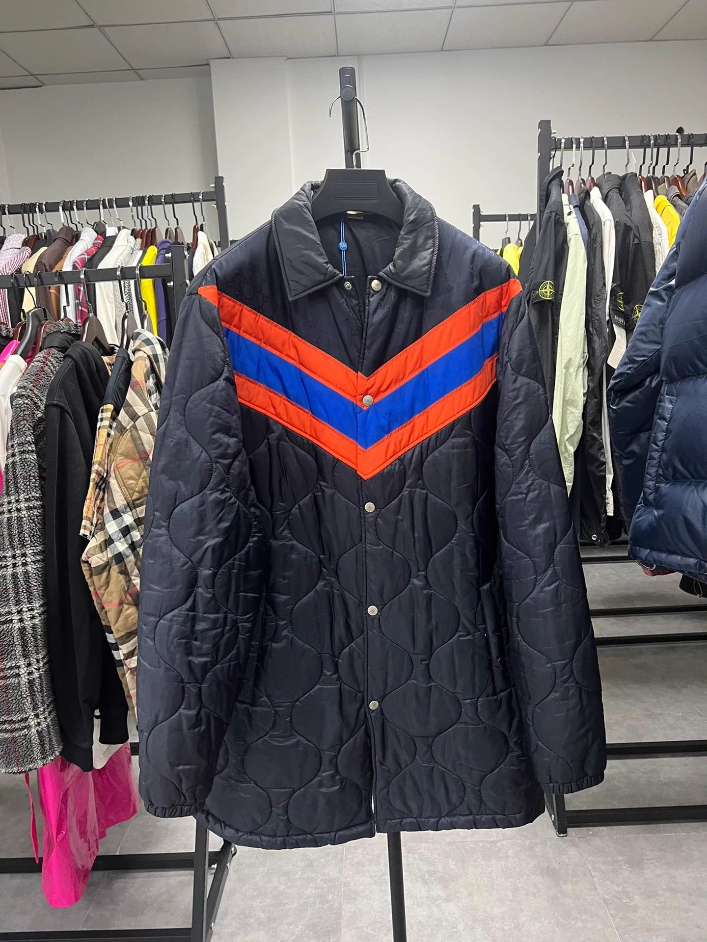 Gucci Gucci down jacket Size L / US 10 / IT 46 - 1 Thumbnail