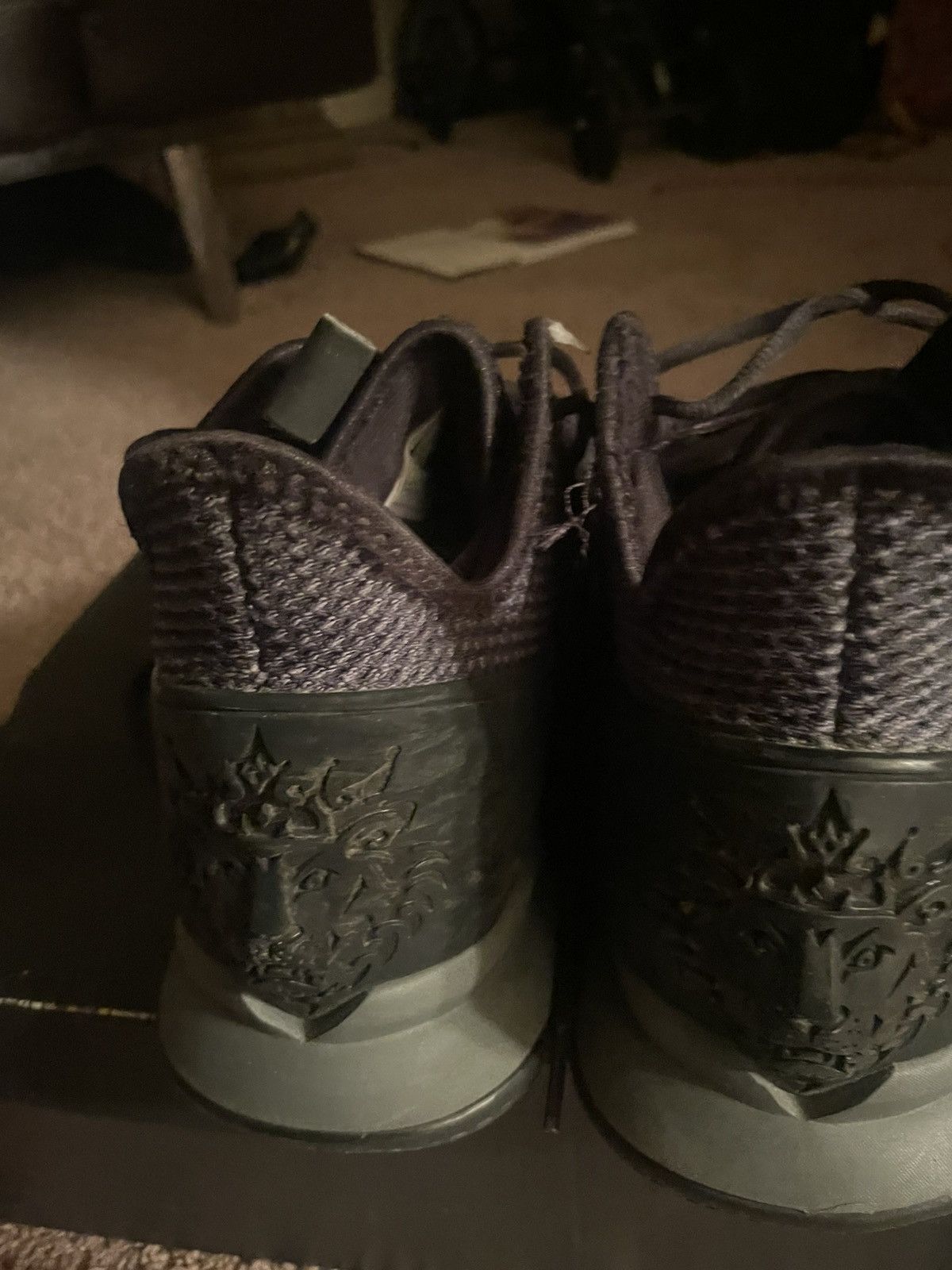 Nike LeBron witness IV Size US 11 / EU 44 - 4 Thumbnail