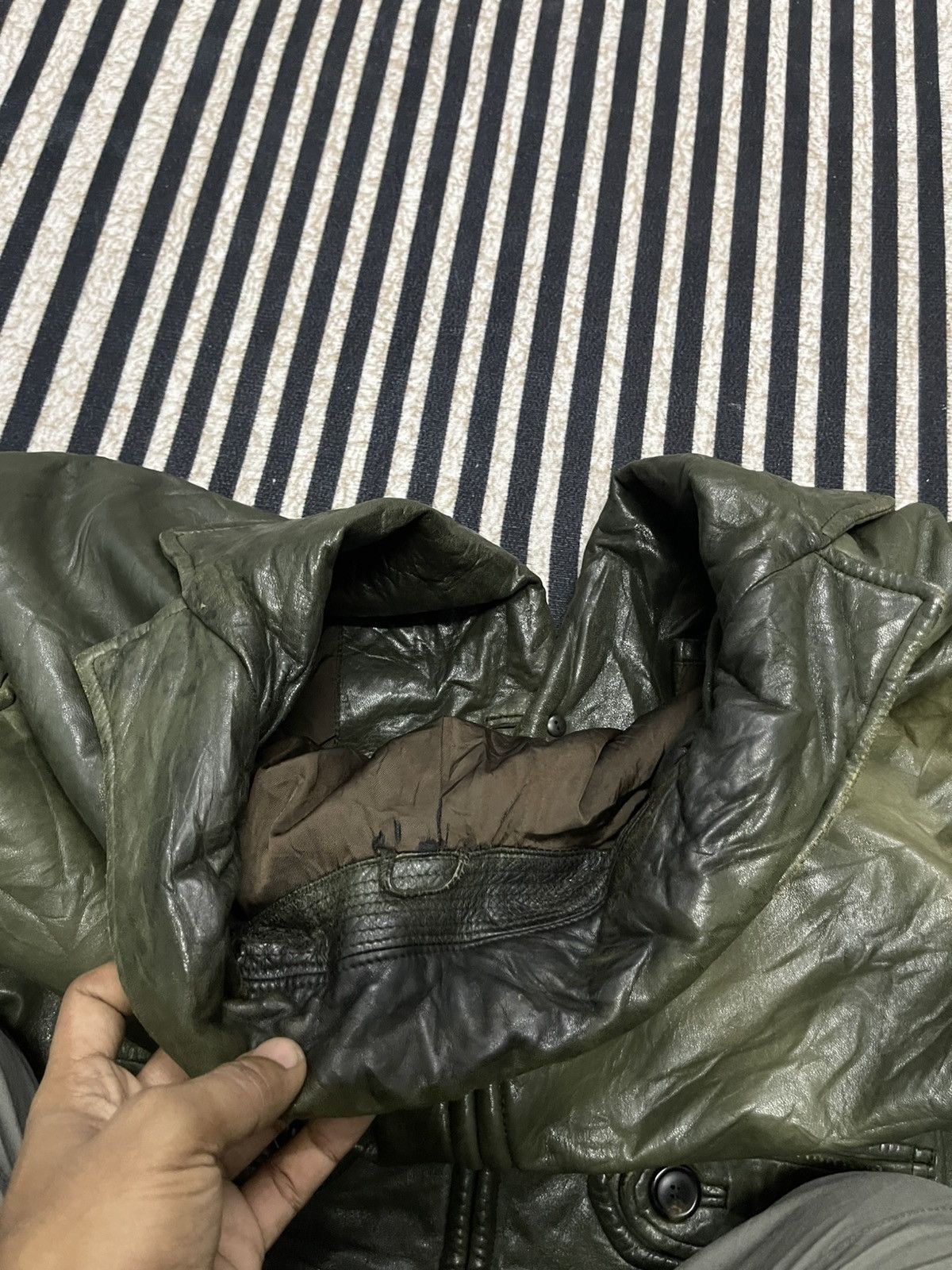 Issey Miyake VINTAGE 90s ISSEY MIYAKE SHEEPSKIN LEATHER JACKET DARK GREEN Size US M / EU 48-50 / 2 - 25 Thumbnail