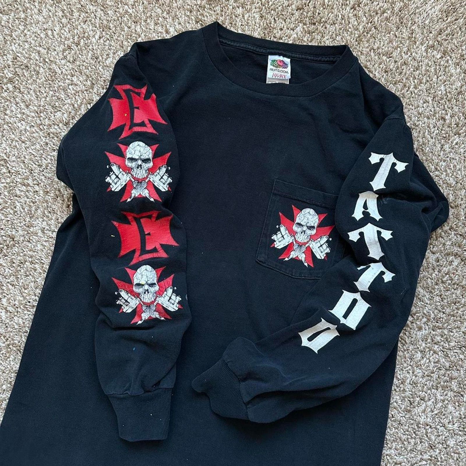 Vintage Vintage 90s Tattoo Shop Parlor Tribal Skull Cross Black Tee Size US M / EU 48-50 / 2 - 1 Thumbnail