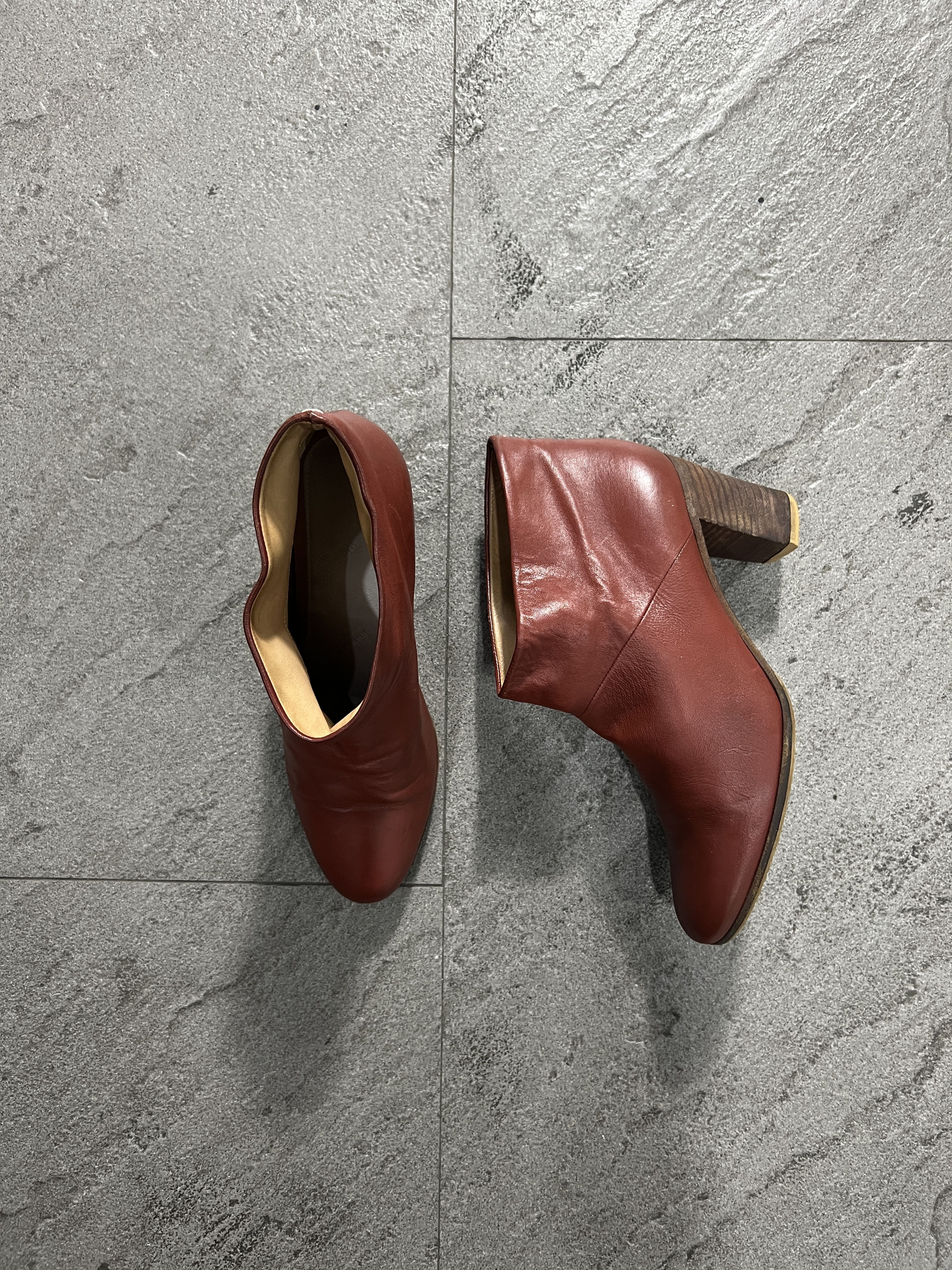 Maison Margiela Maison Martin Margiela Oxblood Leather Ankle Boots Heel Size US 7 / IT 37 - 1 Thumbnail