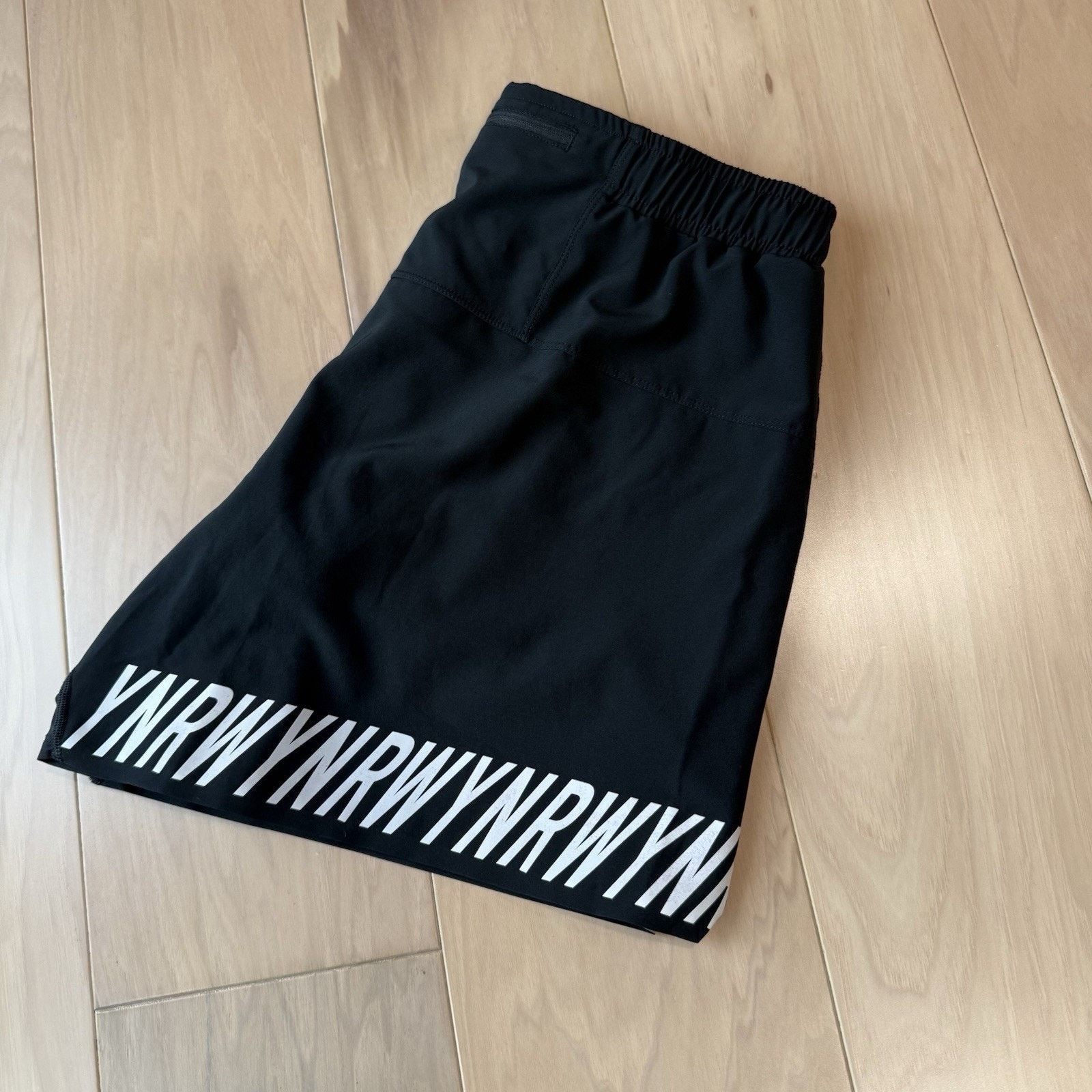 Other Wynr Noosa Run Shorts Medium Black Lightweight Workout Size US 30 / EU 46 - 7 Thumbnail