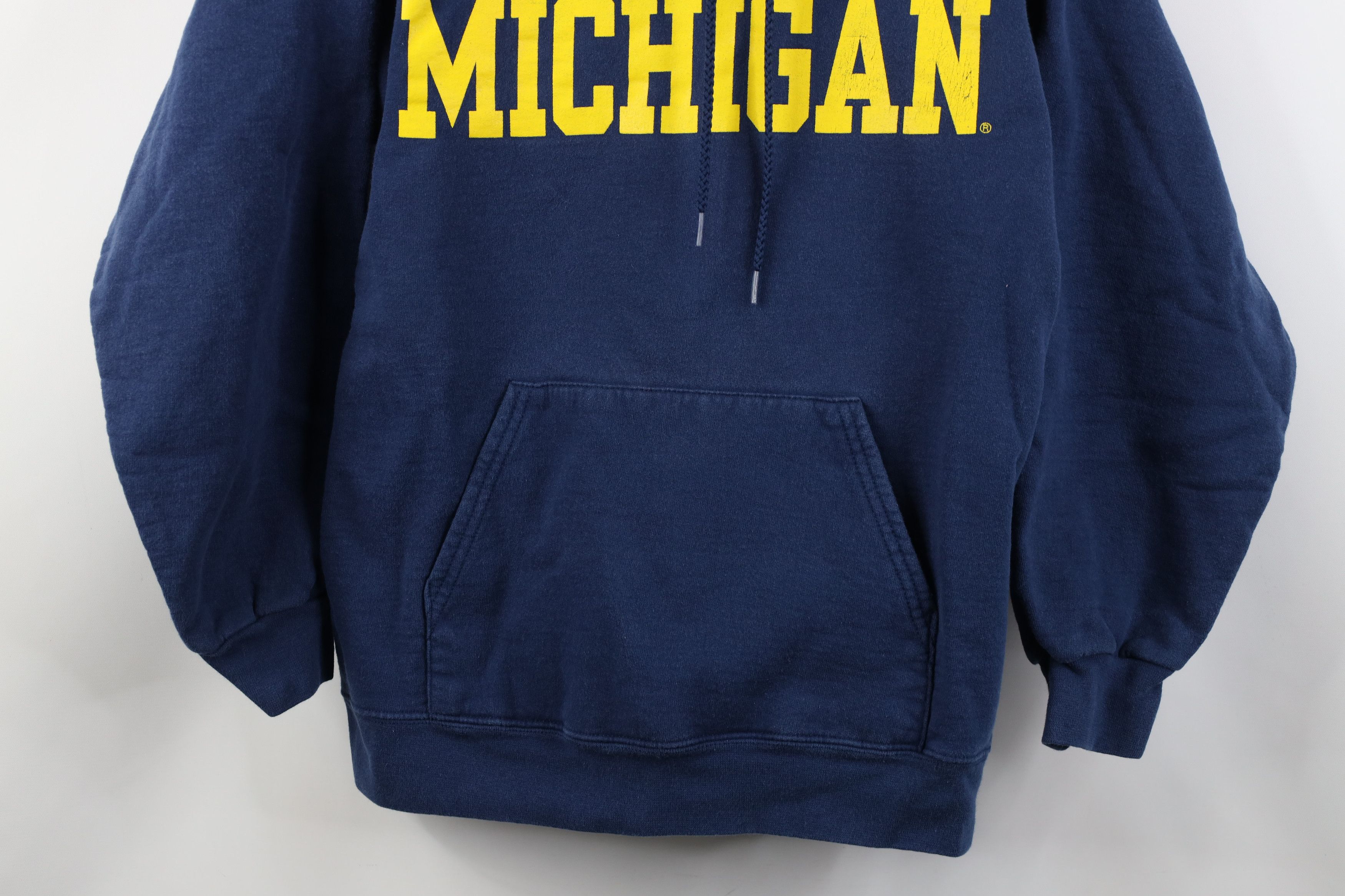 Vintage Vintage 90s Heavyweight University of Michigan Sweatshirt Size S / US 4 / IT 40 - 3 Thumbnail
