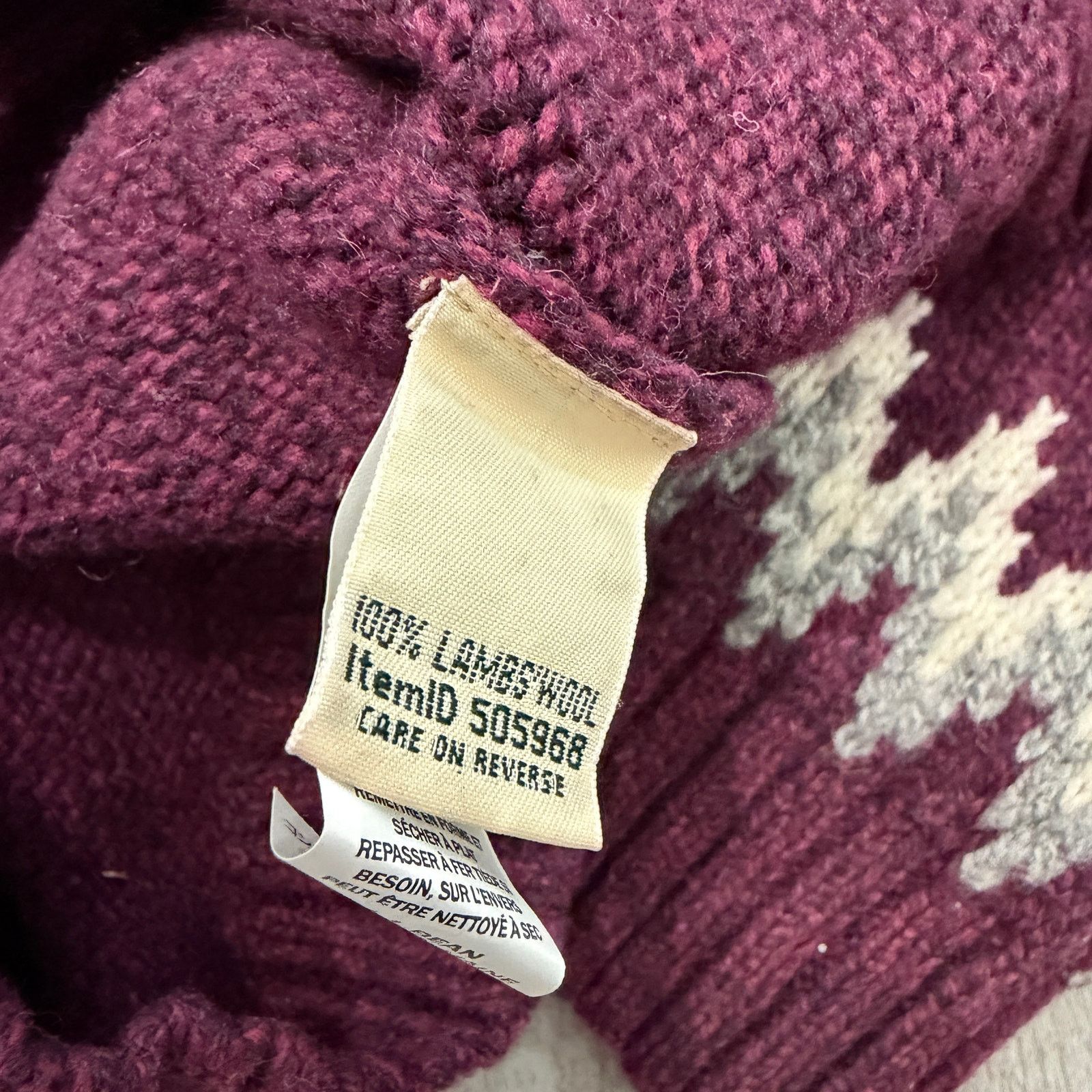 L.L. Bean LL Bean Sweater Men's Medium Petite Fair Isle Geometric Knit Size M / US 6-8 / IT 42-44 - 5 Thumbnail