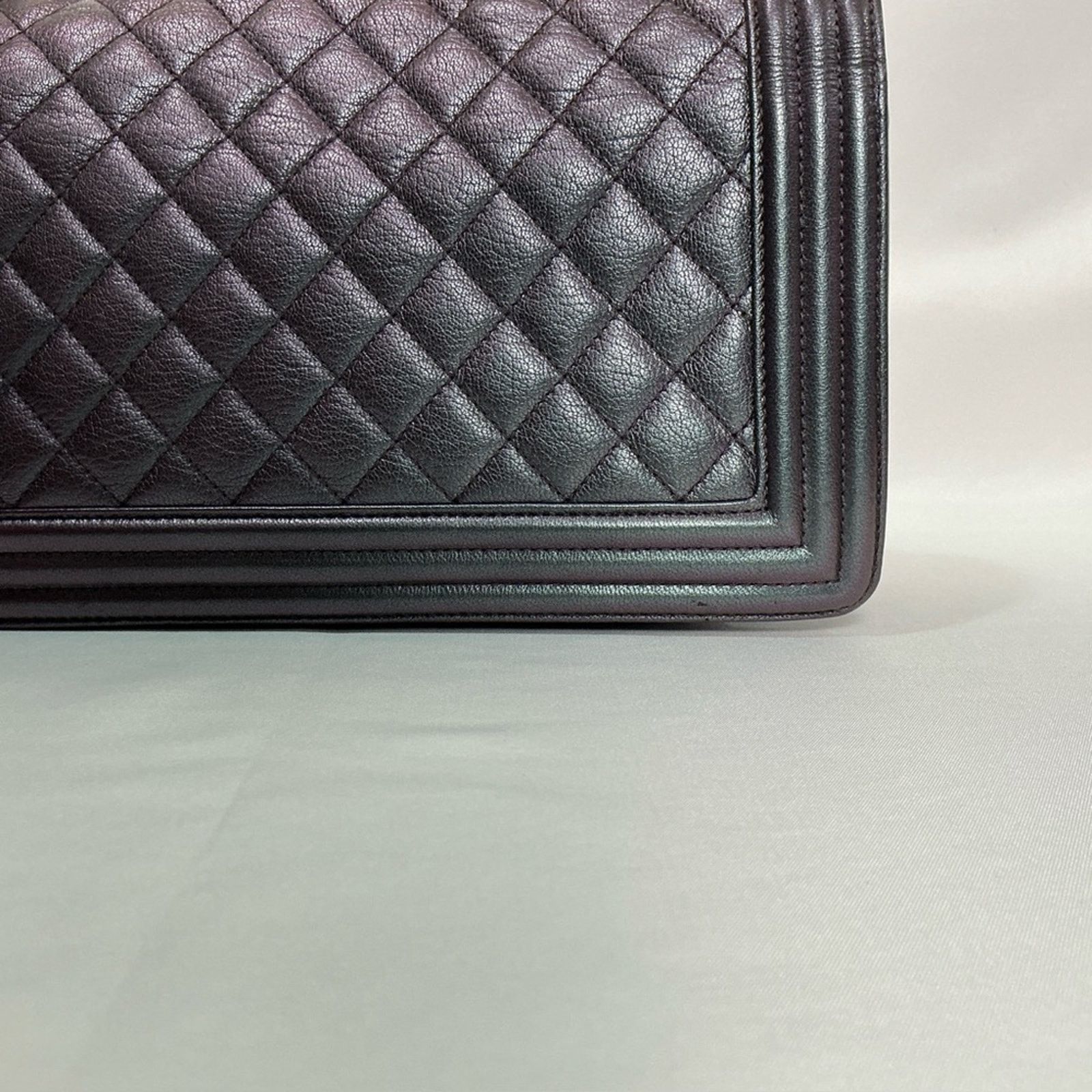 Chanel Chanel Purple Iridescent Mermaid Boy Flap Bag goatskin leath Size ONE SIZE - 8 Thumbnail