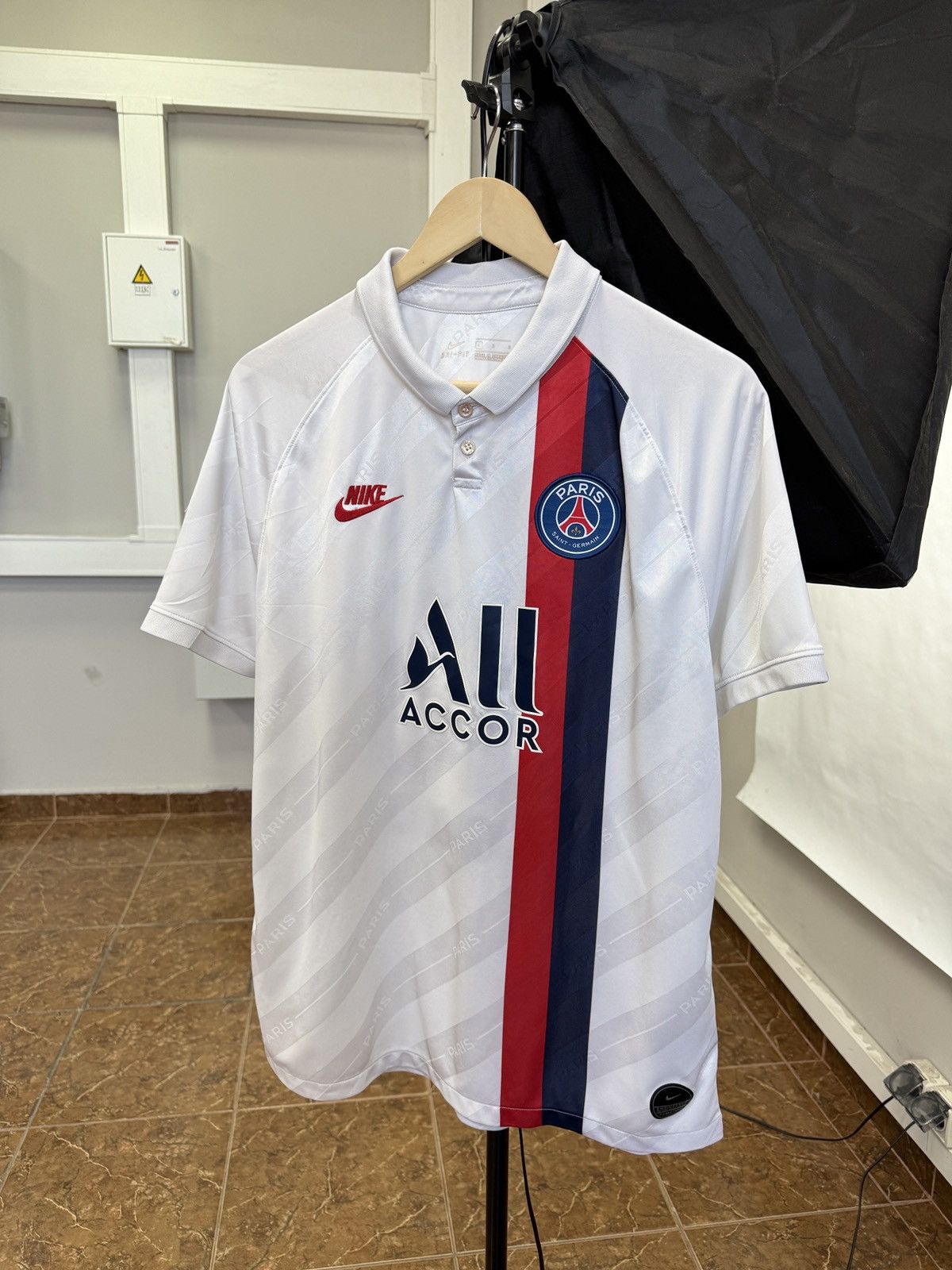 Nike 🇫🇷 2019 Nike Mauro Icardi PSG Paris Saint Germain Jerseys Y2K Size US L / EU 52-54 / 3 - 3 Thumbnail